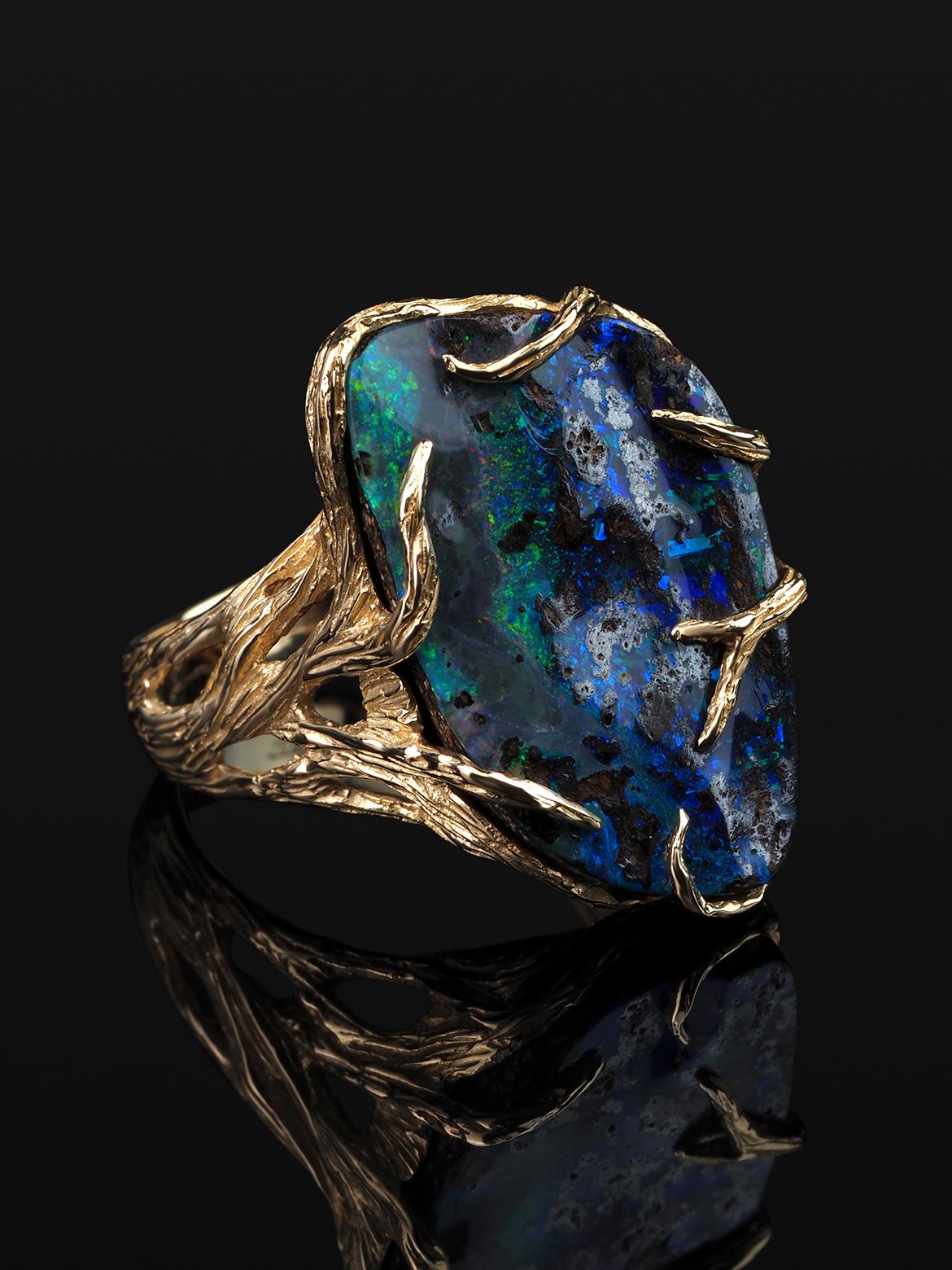 Artisan Bague en or Opale Pierre précieuse naturelle Roots Pinfire Pattern Opal en vente