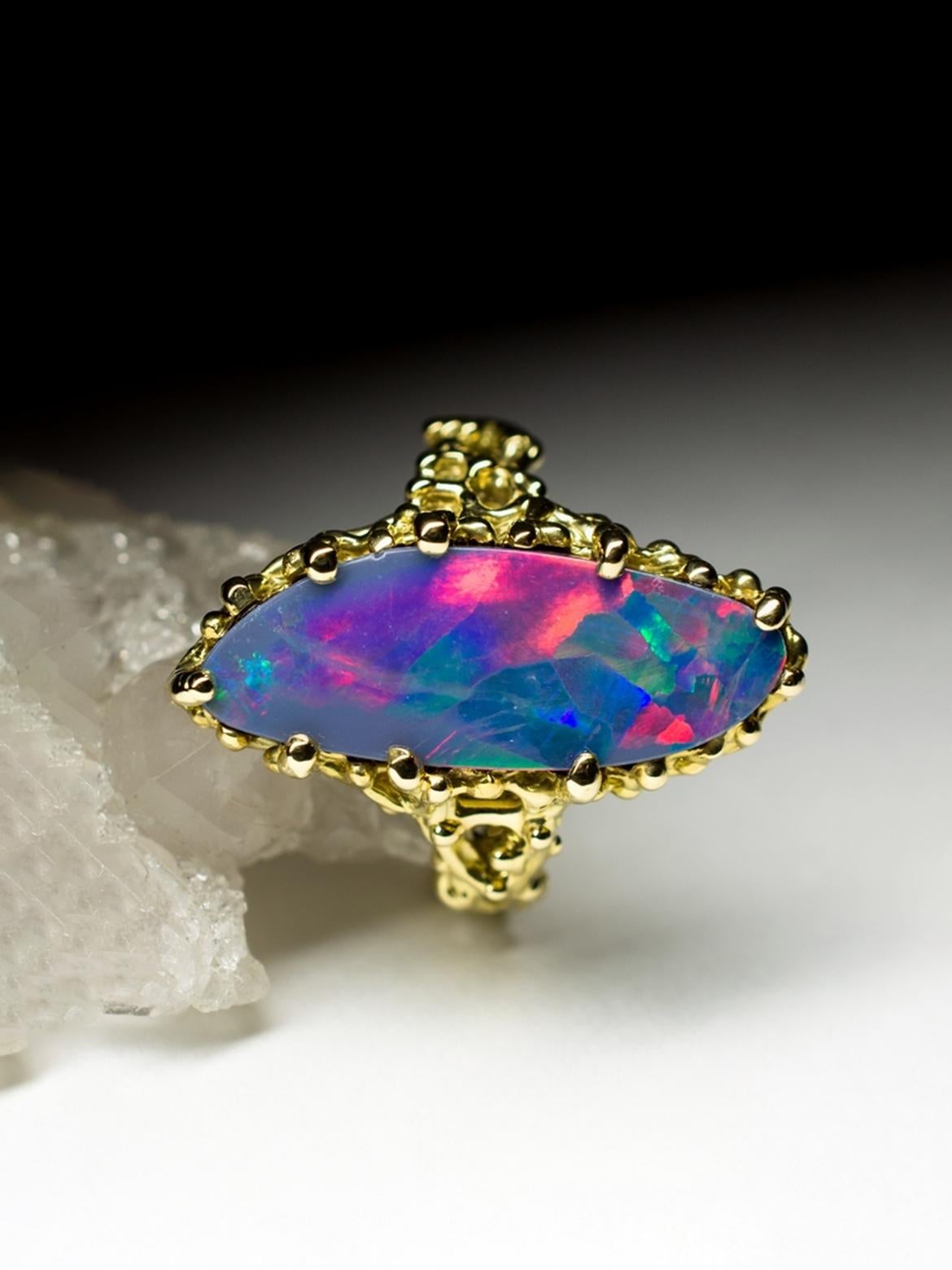 Opal Gold Ring Polychrome Gem Natural Harlequin Opal Unisex For Sale 5