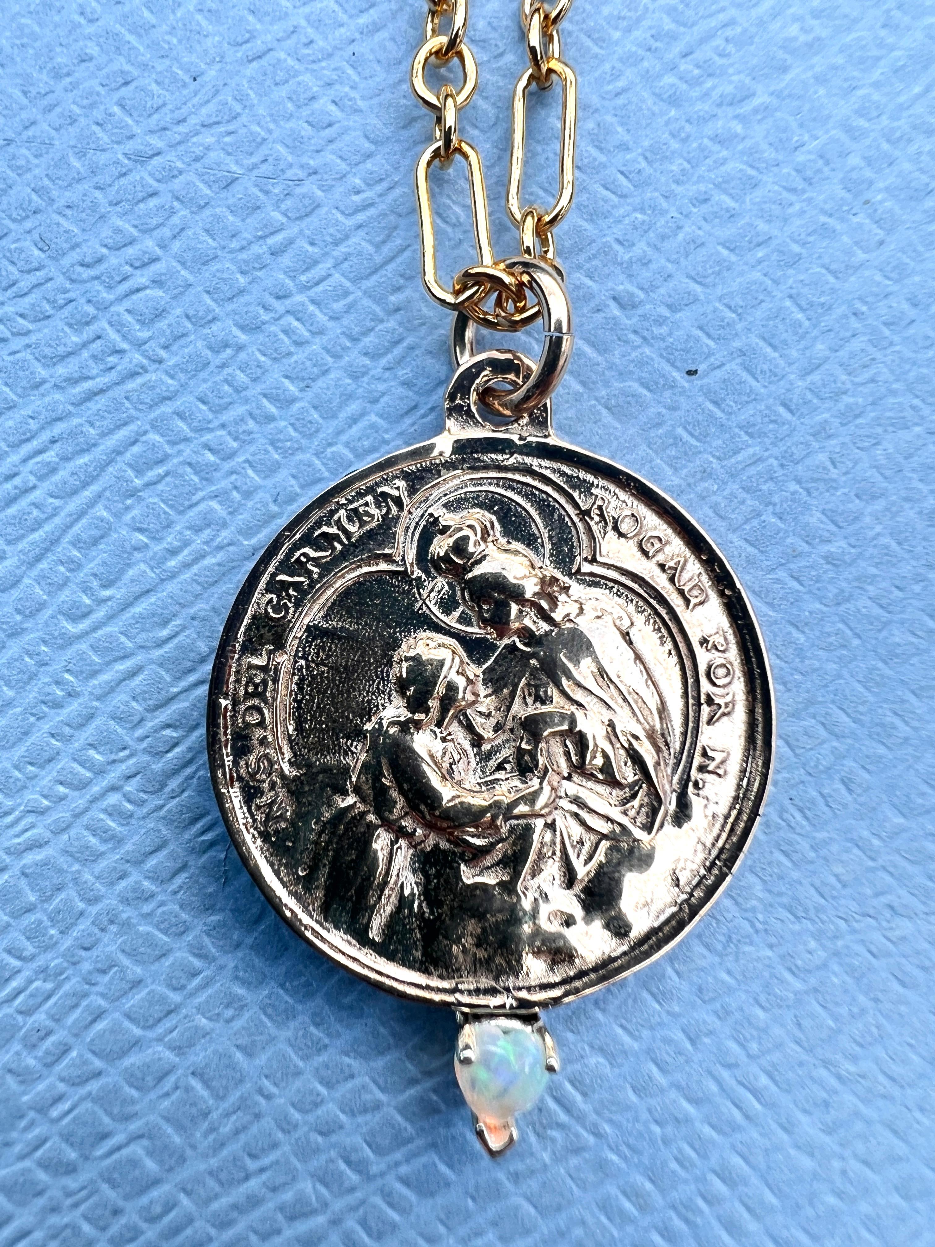 Opal Herz Carmen Medaillon Kette Halskette J Dauphin im Zustand „Neu“ im Angebot in Los Angeles, CA