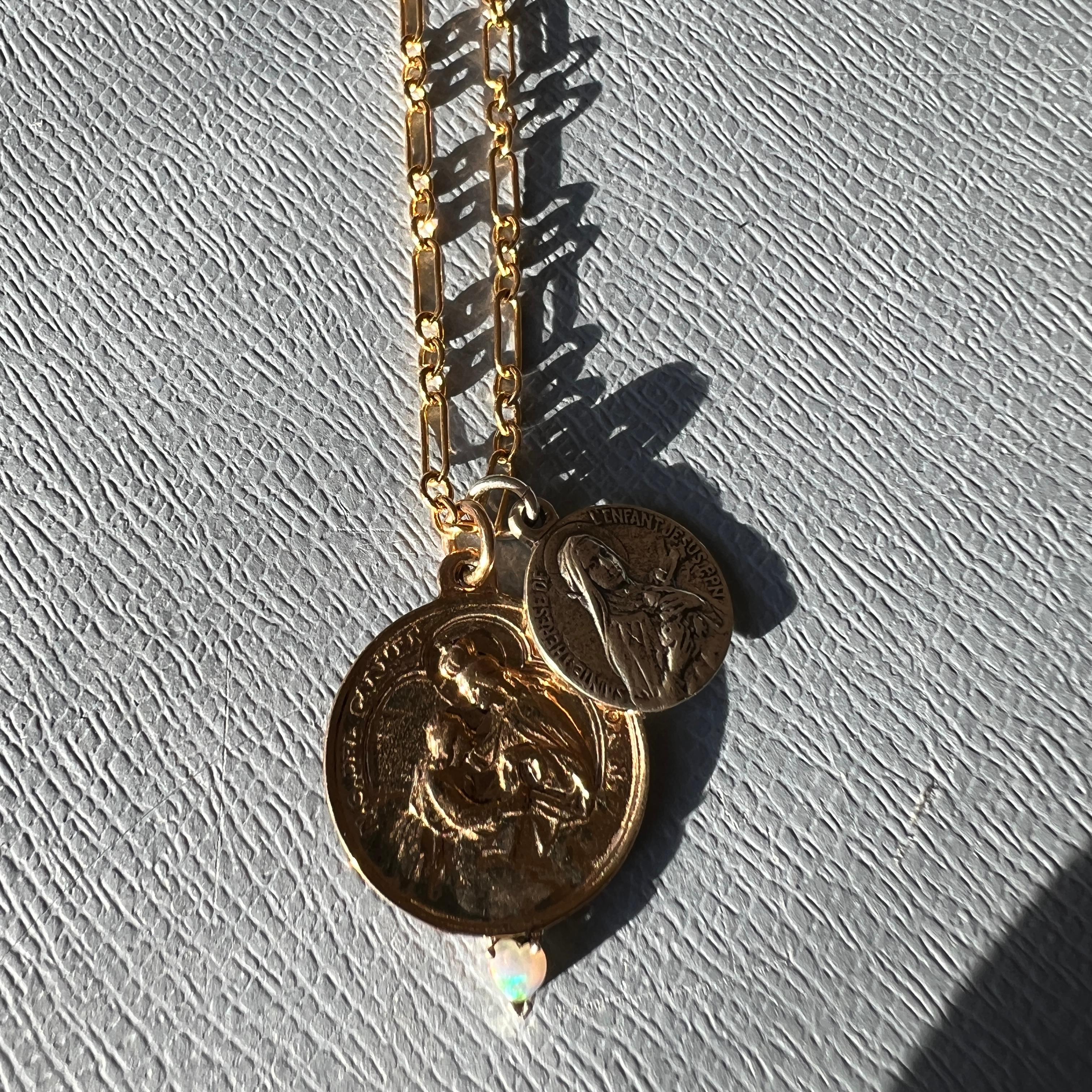 Medaillon-Halskette Jungfrau Maria Carmel Saint Therese Opal Herz 2