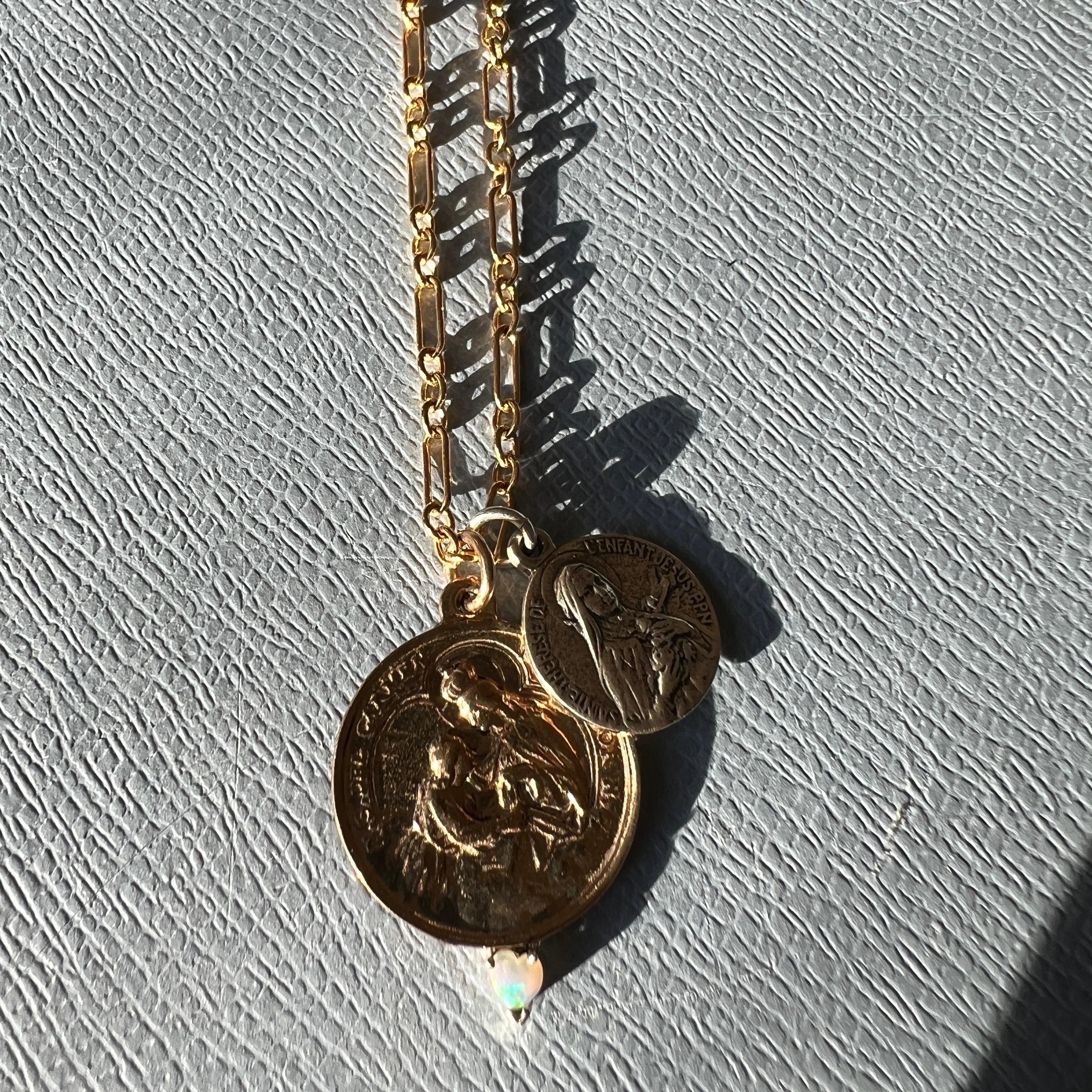 Medaillon-Halskette Jungfrau Maria Carmel Saint Therese Opal Herz 3