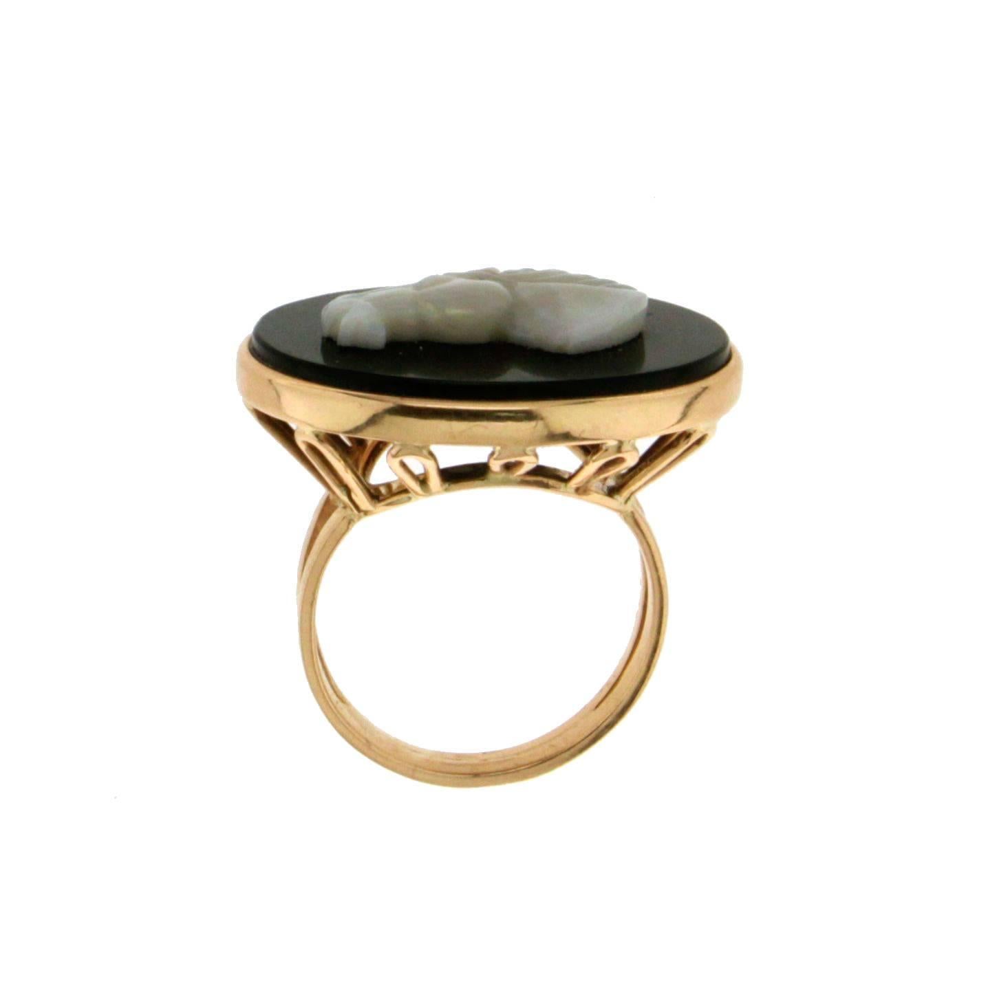 Women's or Men's Opal Horse 18 karat Yellow Gold Onyx Cocktail Ring