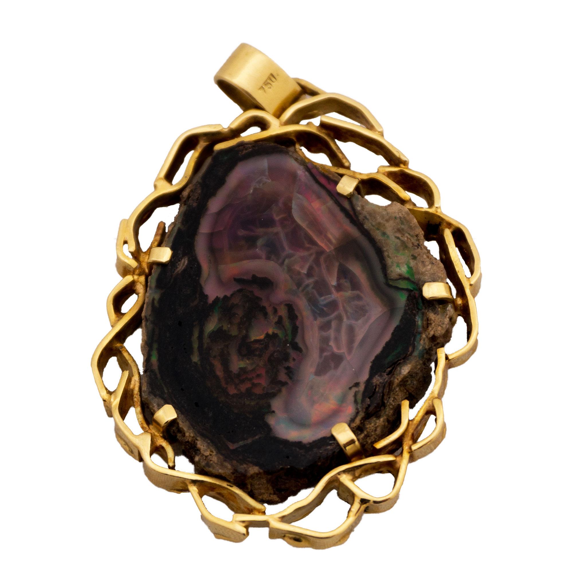 Uncut Opal in Its Natural Matrix in 750 Yellow Gold, Black Opal, Yellowgold For Sale