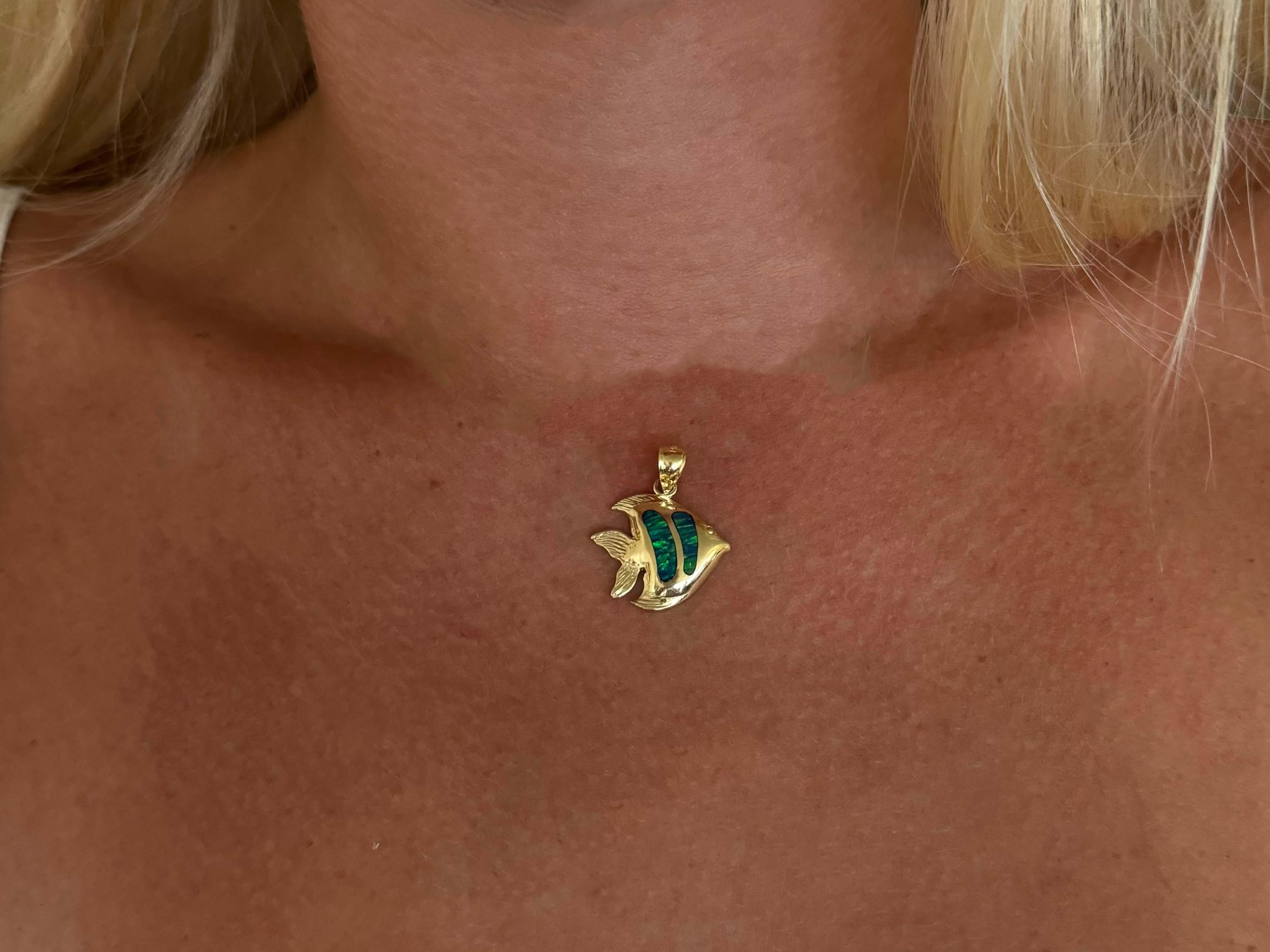 Spécifications de l'article :

Métal du collier : or jaune 14k

Poids total : 4,3 grammes

Estampillé : 