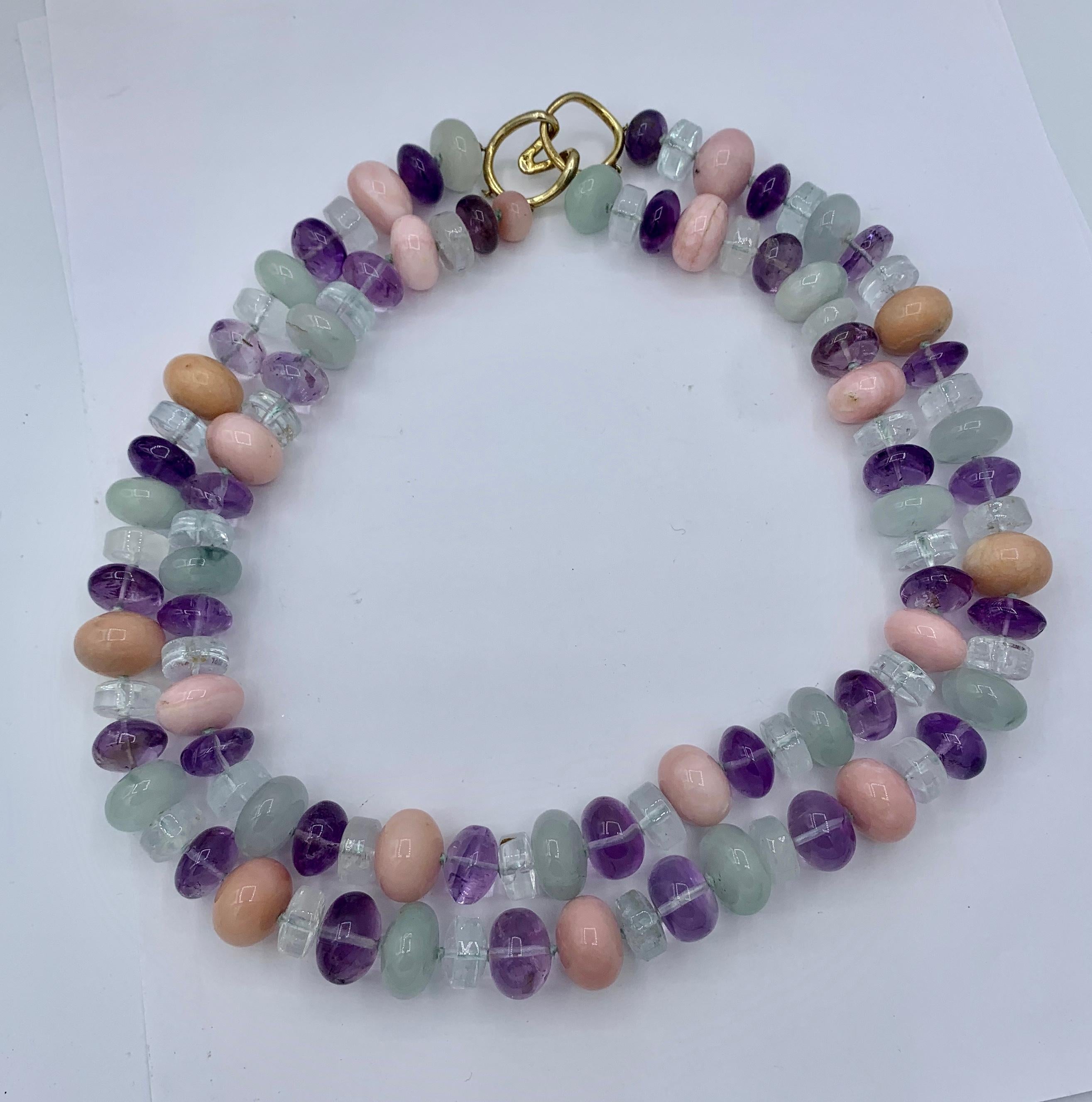 De las mujeres Collar de ópalo, jade, amatista y cristal de roca Estate Barbara Taylor Bradford OBE en venta