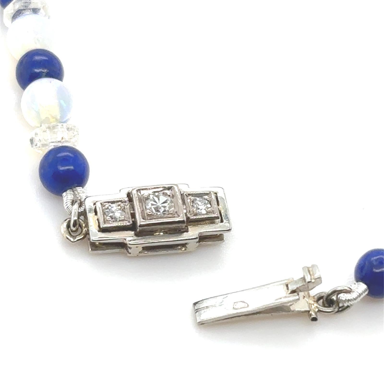Opal, Lapislazuli, Bergkristall-Perlenkette mit Diamantverschluss im Angebot 3