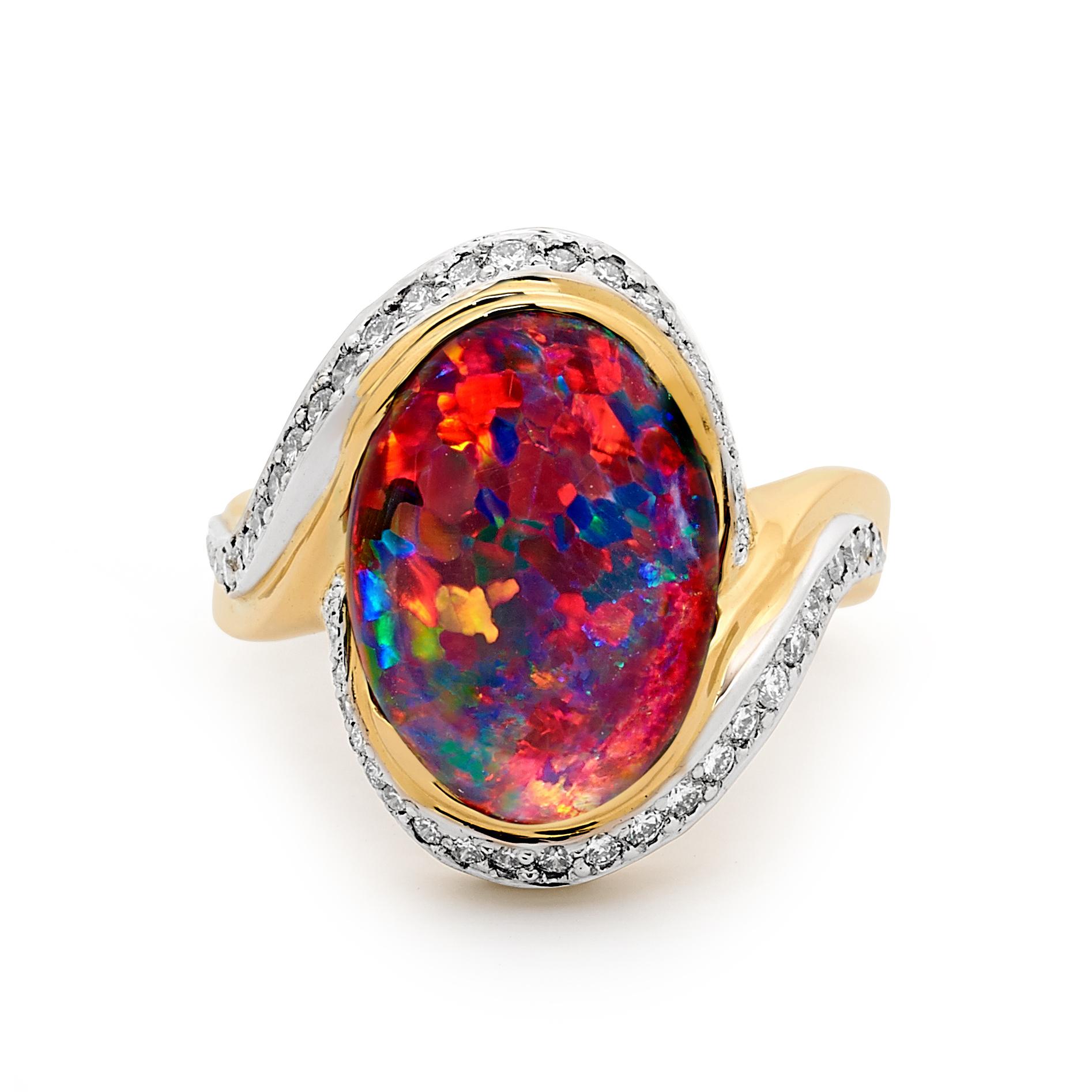 Contemporary Australian 5.48ct Black Opal and Diamond Cocktail Ring in 18K Gold
