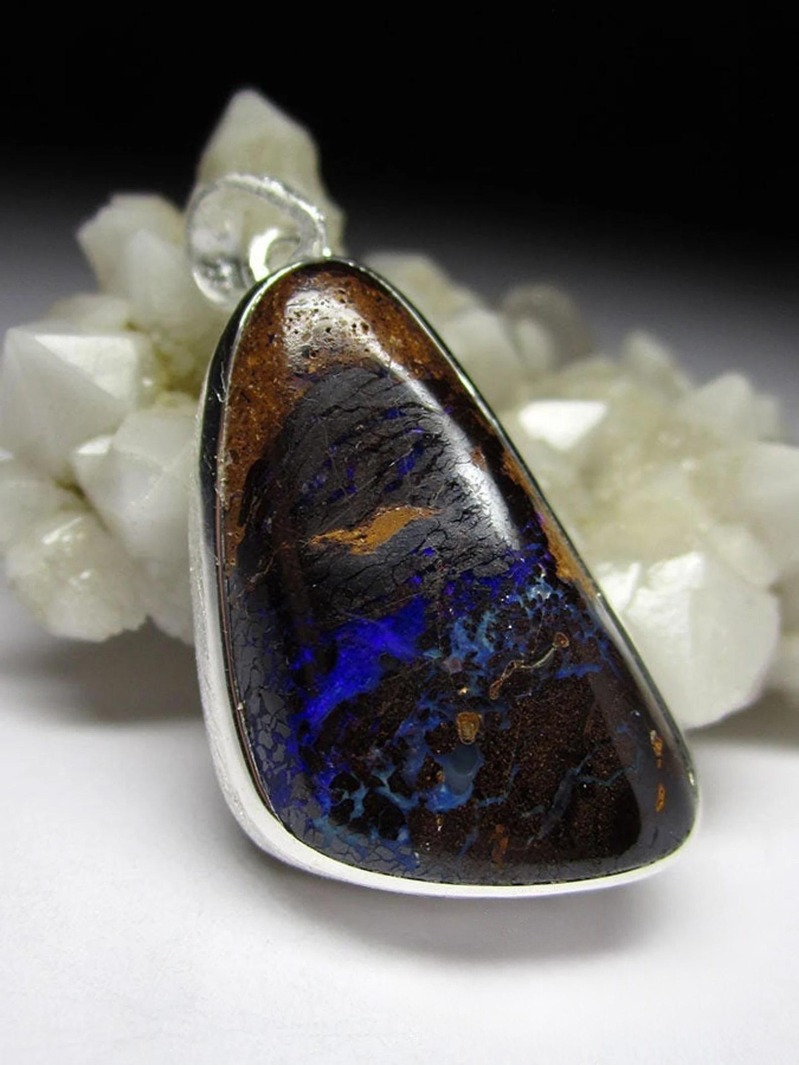 Opal Halskette Silber Blau Boulder Natürlicher Australischer Edelstein (Tropfenschliff) im Angebot