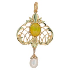 Opale, perle Pendentif de style vintage. 
