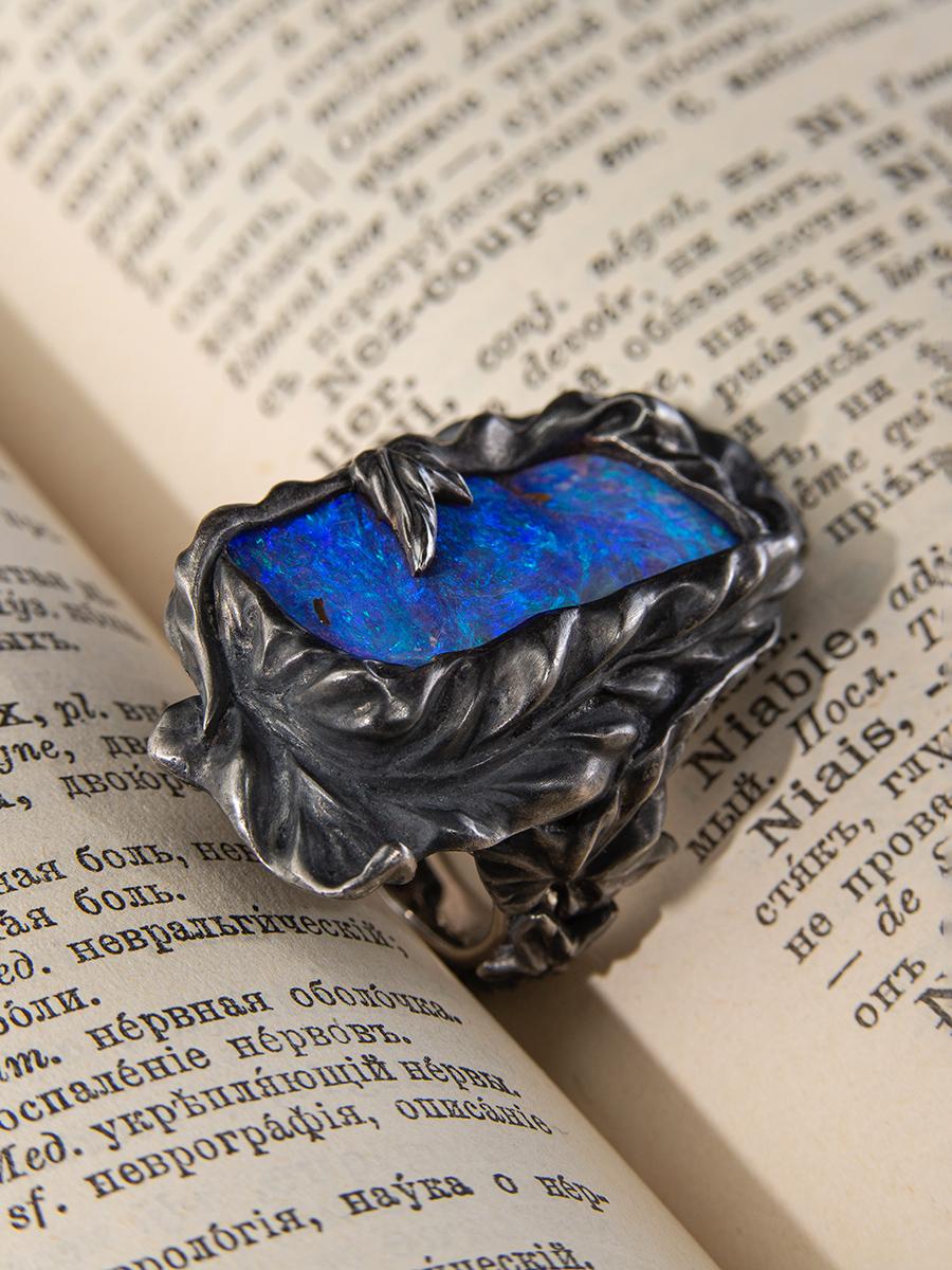 Ozeanblauer Opal Ring Gold Ivy Kollektion australischer blauer Opal Indigo im Zustand „Neu“ in Berlin, DE