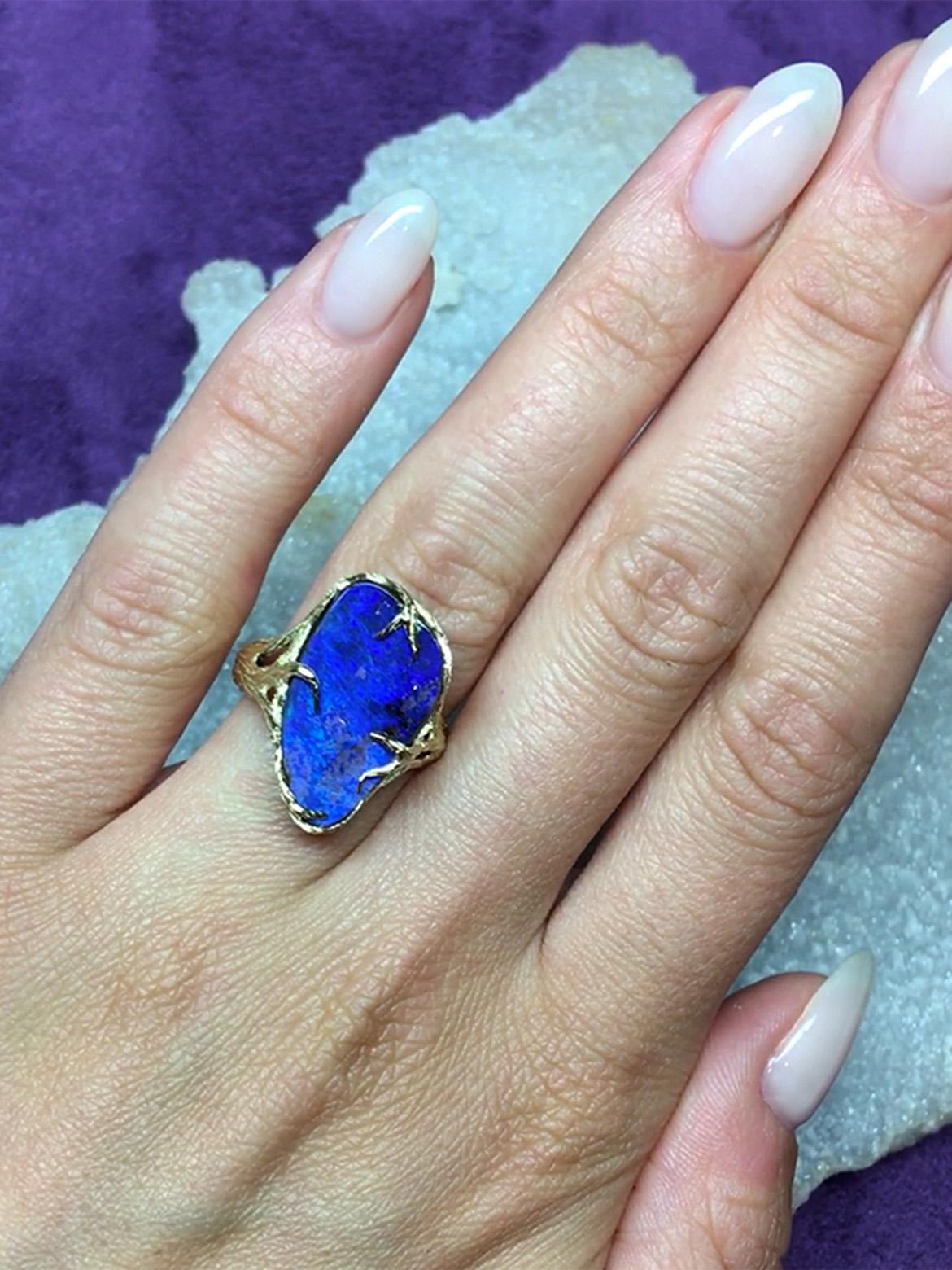 Women's or Men's Opal Ring Yellow Gold Navy Blue Natural Boulder Australian Opal For Sale