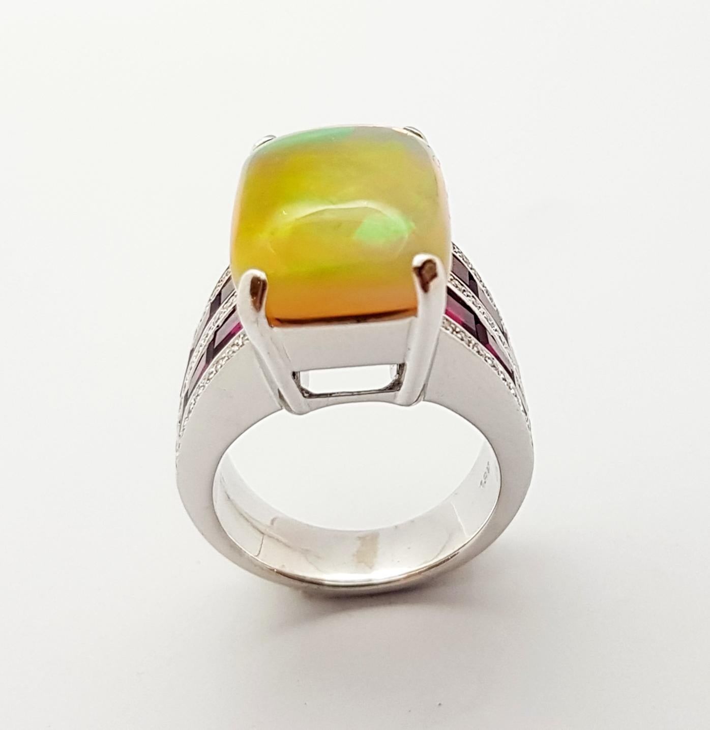 Opal, Ruby and Diamond Ring Set in 18 Karat White Gold Settings For Sale 3