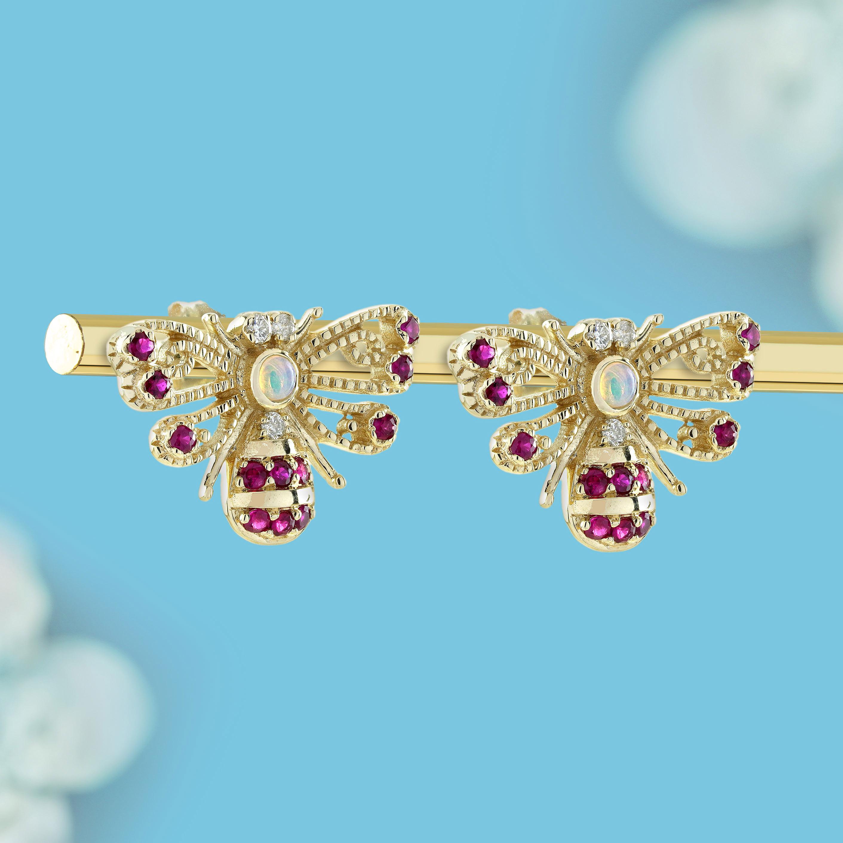 Pendientes abeja estilo vintage de oro amarillo de 9 quilates con ópalo, rubí y diamantes Eduardiano en venta