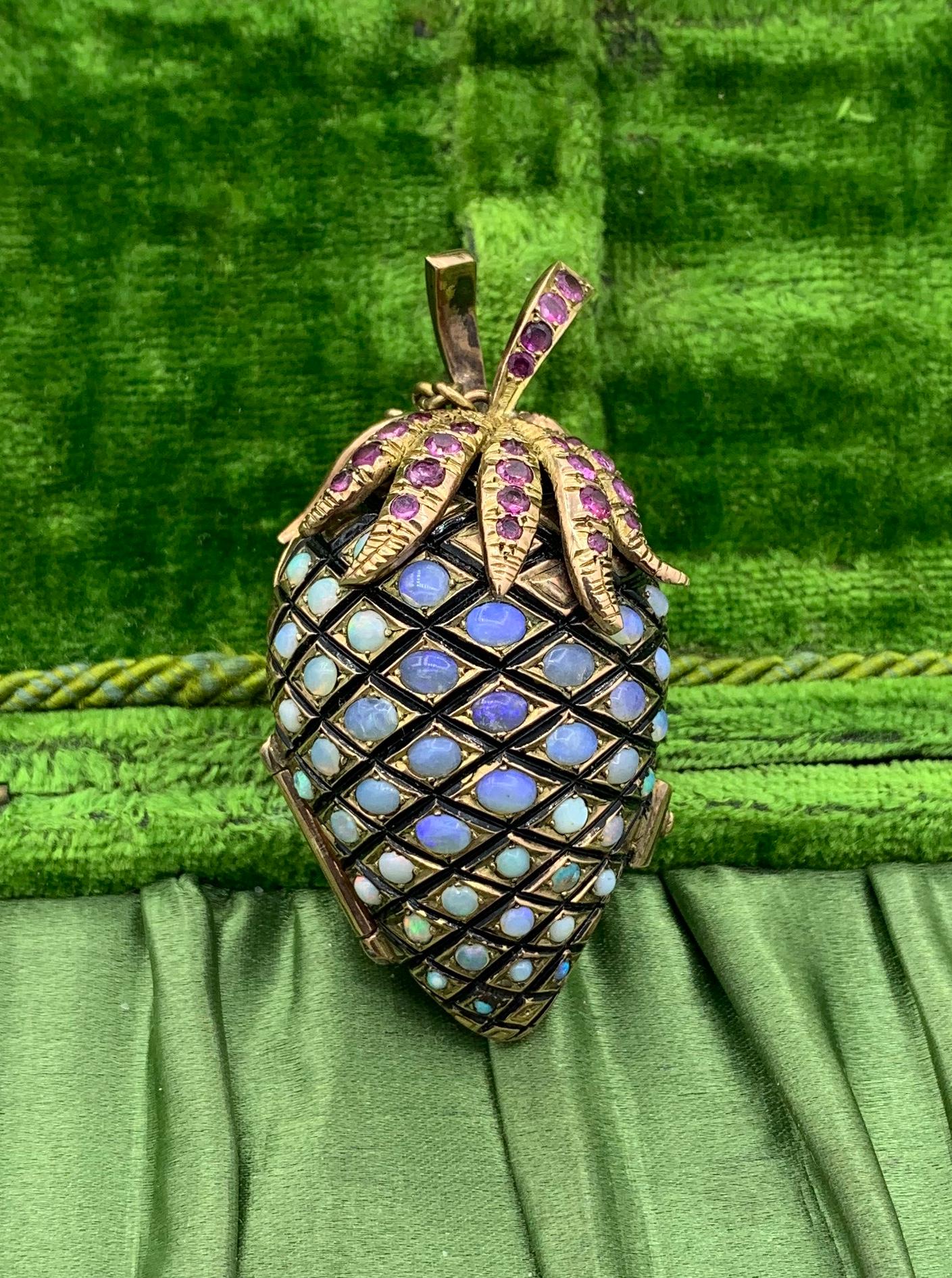 opal pinecone
