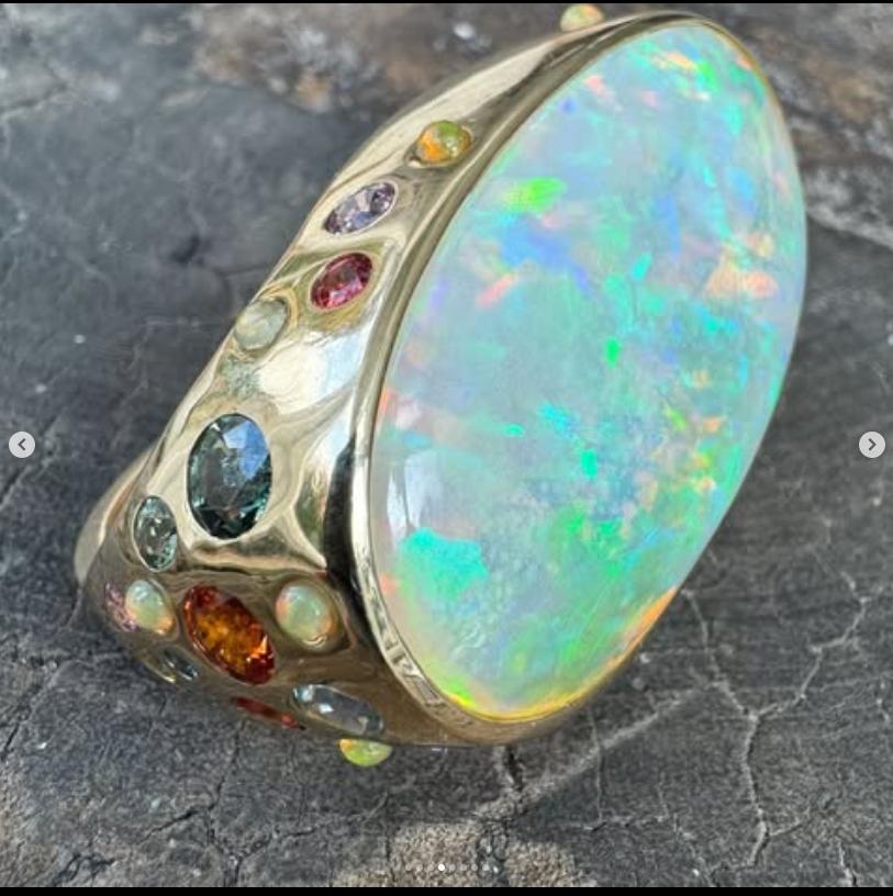 Women's or Men's Opal & Sapphire 14kt double ring For Sale