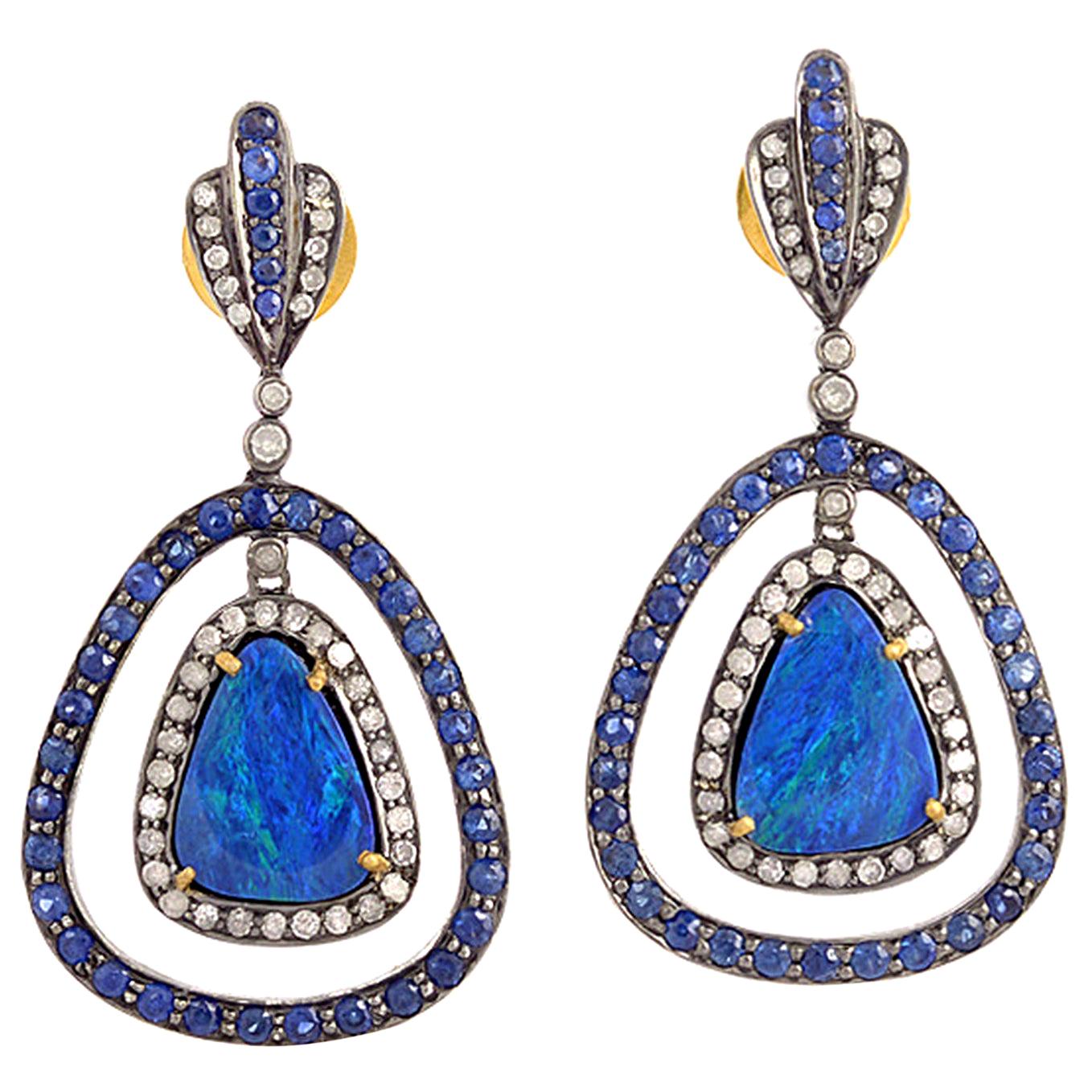 Boucles d'oreilles en opale, saphir et diamant