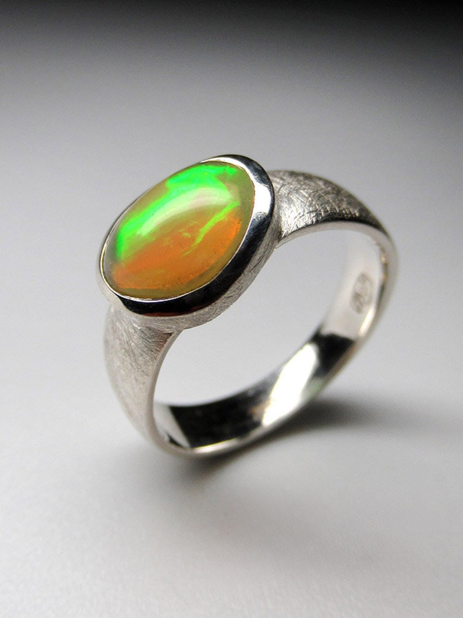 Verkauft Opal Silber Ring Luminous Neon Grün Gelb Äthiopisch Edelstein Vintage für Damen oder Herren