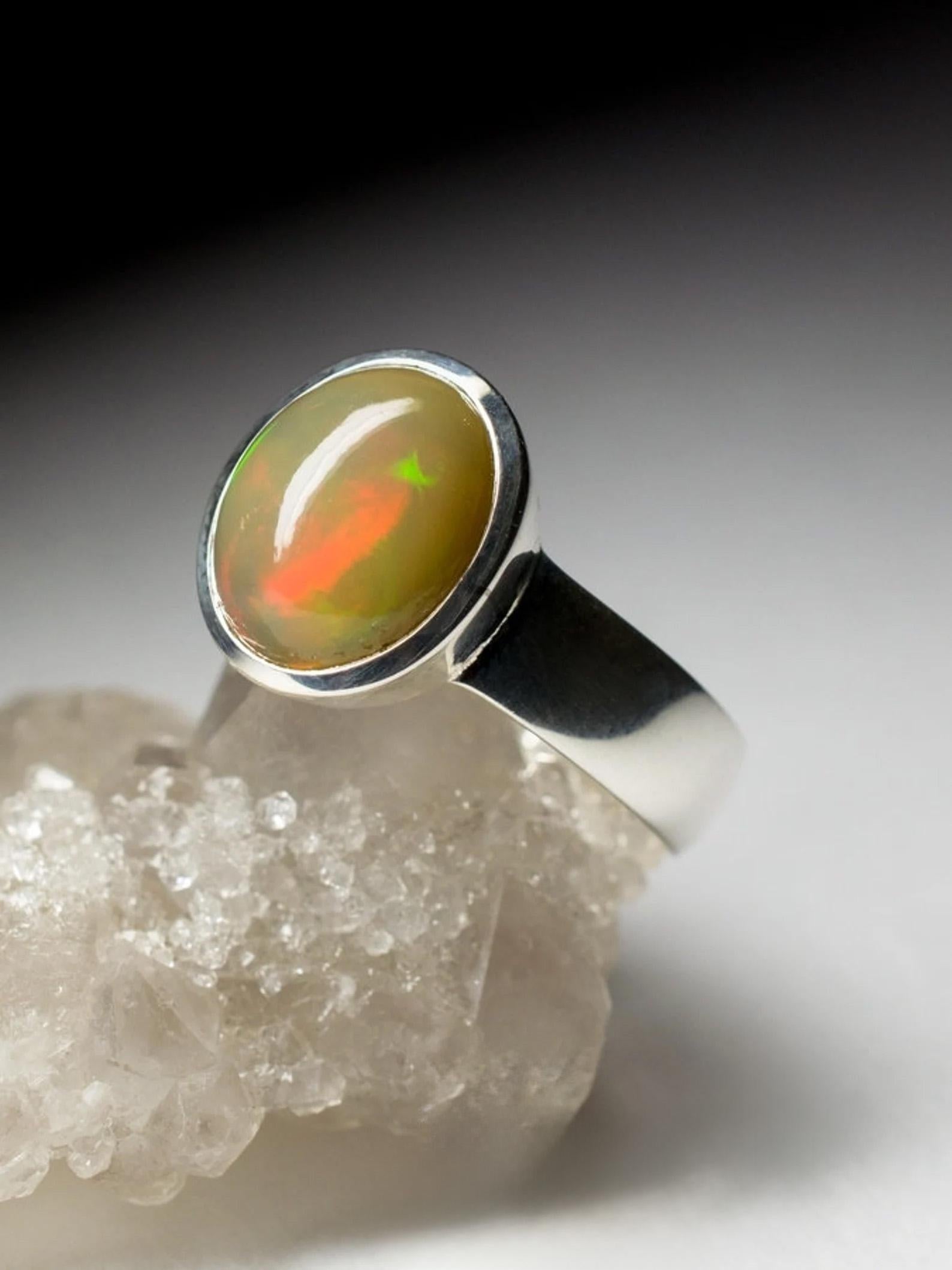 Anello d'argento Opale Gemma arancione naturale colorata Gioielli Unisex In condizioni Nuovo in vendita a Berlin, DE