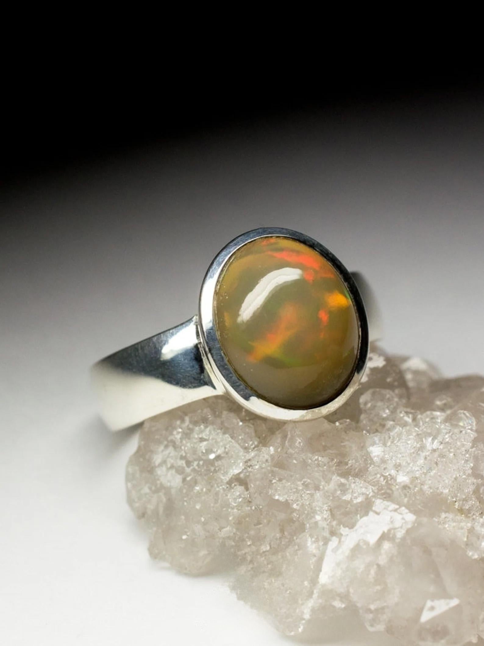 Anello d'argento Opale Gemma arancione naturale colorata Gioielli Unisex in vendita 3