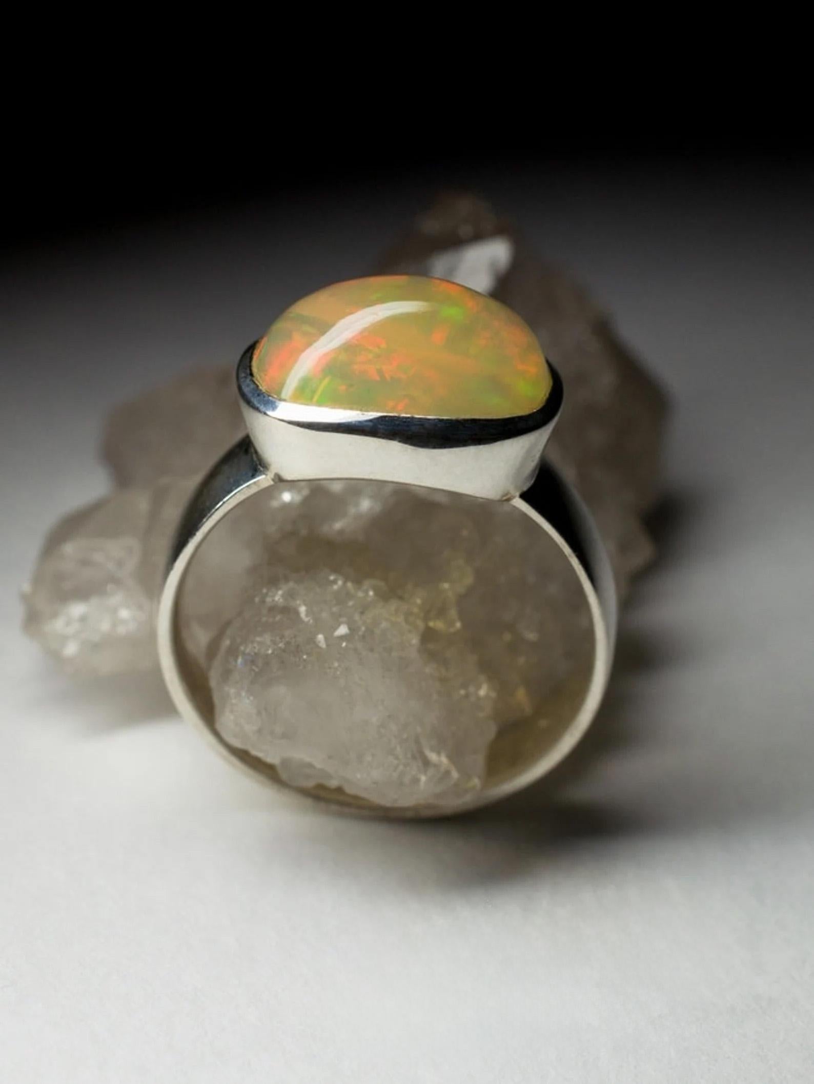 Women's or Men's Opal Silver Ring Natural Ethiopian Play of Color Gemstone Rainbow Jewelry gift For Sale