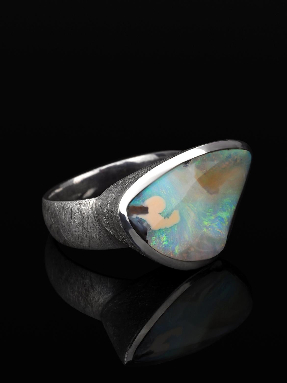 Bague triangulaire multicolore en argent, pierre précieuse naturelle australienne verte de mer en vente 3