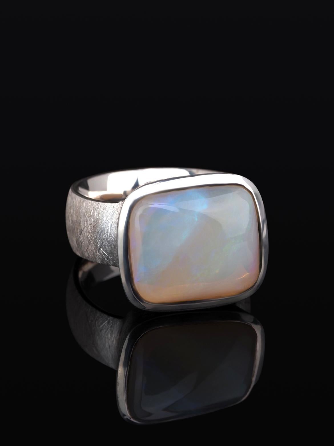 Anello Opale d'Argento Whiting Bianco Gemma Preziosa Australiana Gioielli Unisex In condizioni Nuovo in vendita a Berlin, DE