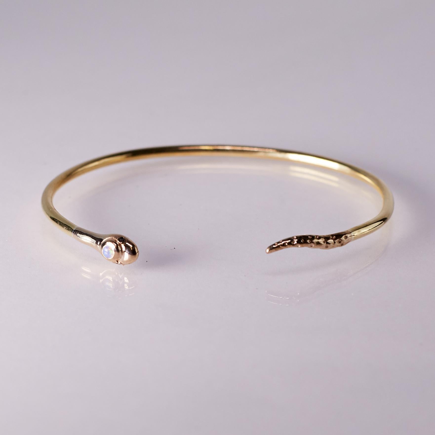 Opal Schlangenarmband Armreif im viktorianischen Stil Rubin Augen Bronze J Dauphin im Zustand „Neu“ in Los Angeles, CA