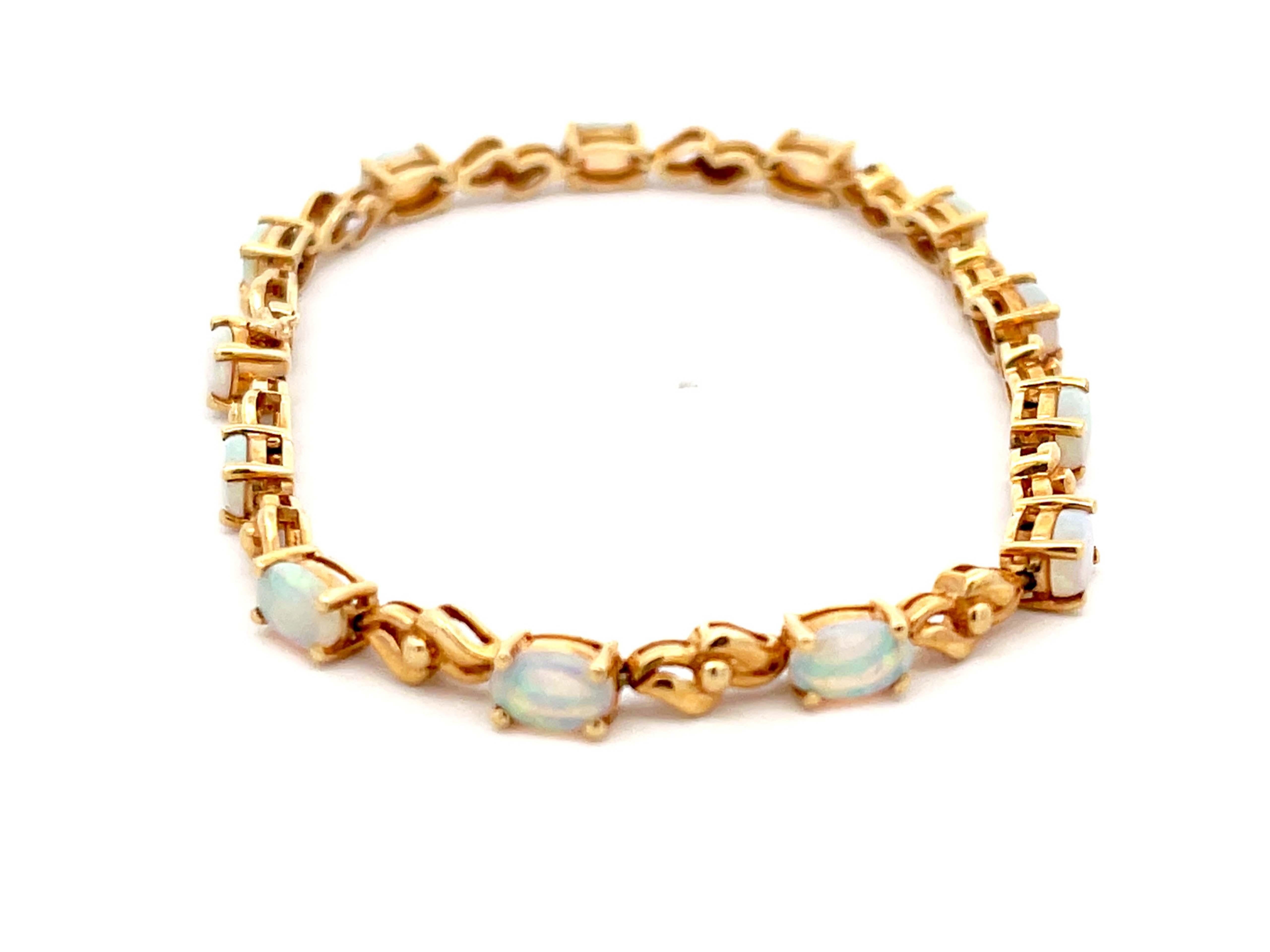 Moderne Bracelet tennis en or jaune 14 carats et opale en vente