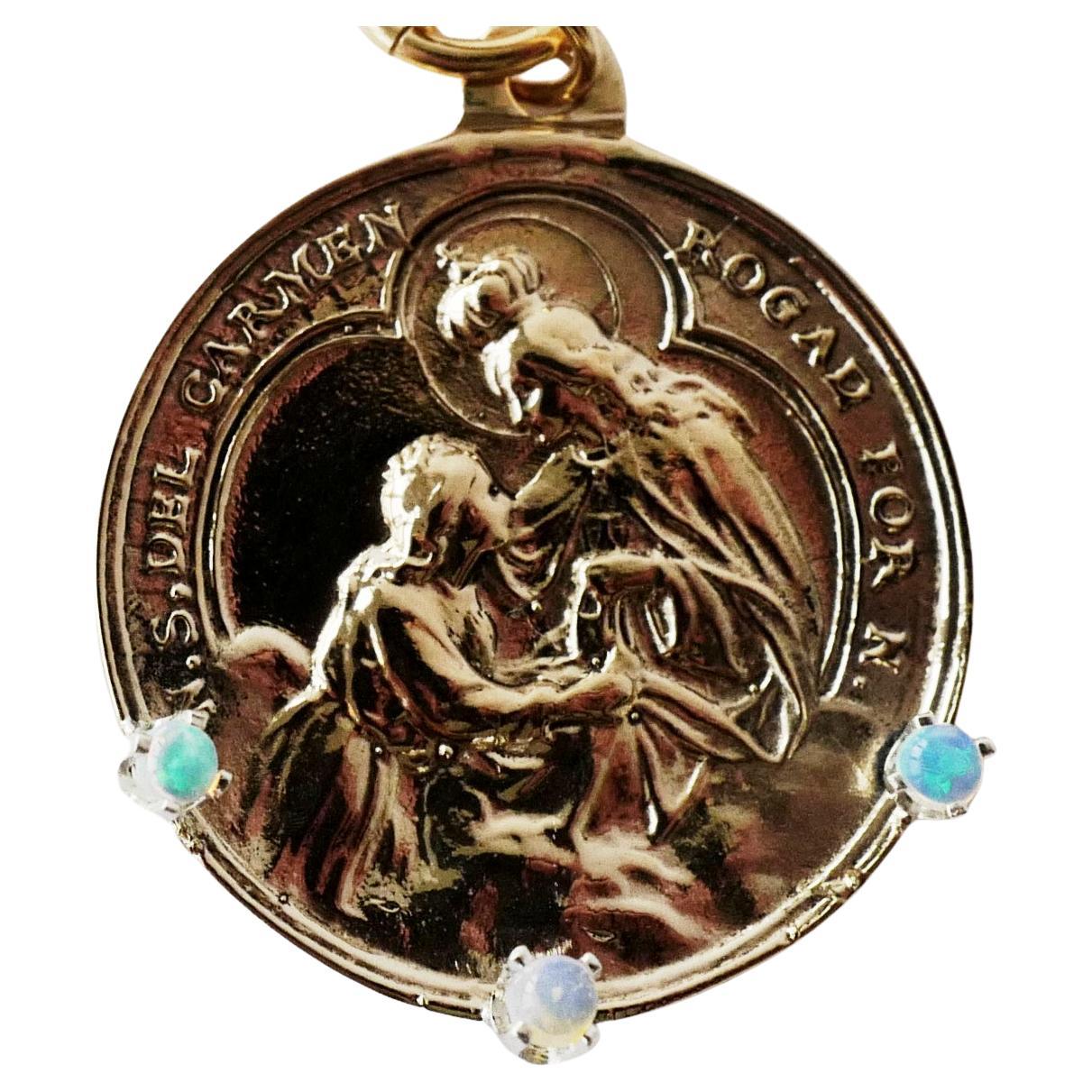 Chaîne collier pendentif J Dauphin en opale avec médaille de la Vierge Marie