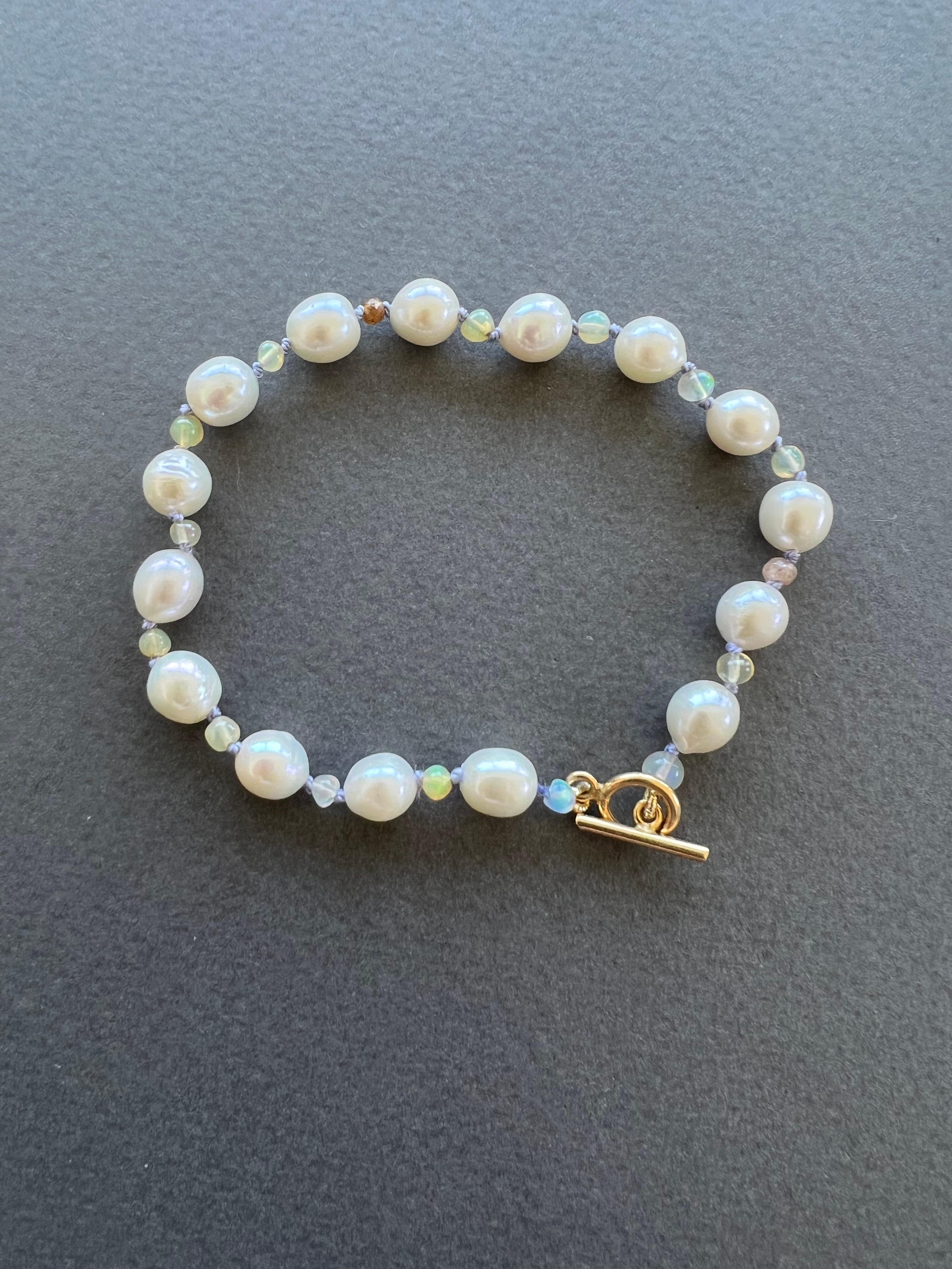 Opal White Pearl Bracelet For Sale 1