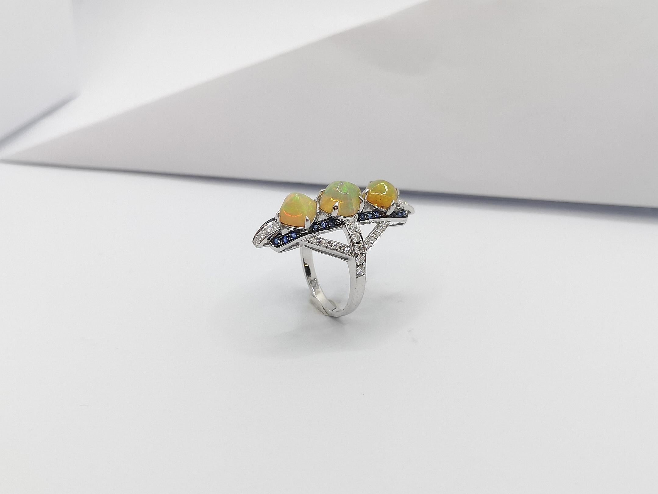 Ring mit Opal mit blauem Saphir und Diamant in 18 Karat Weißgoldfassung im Angebot 7