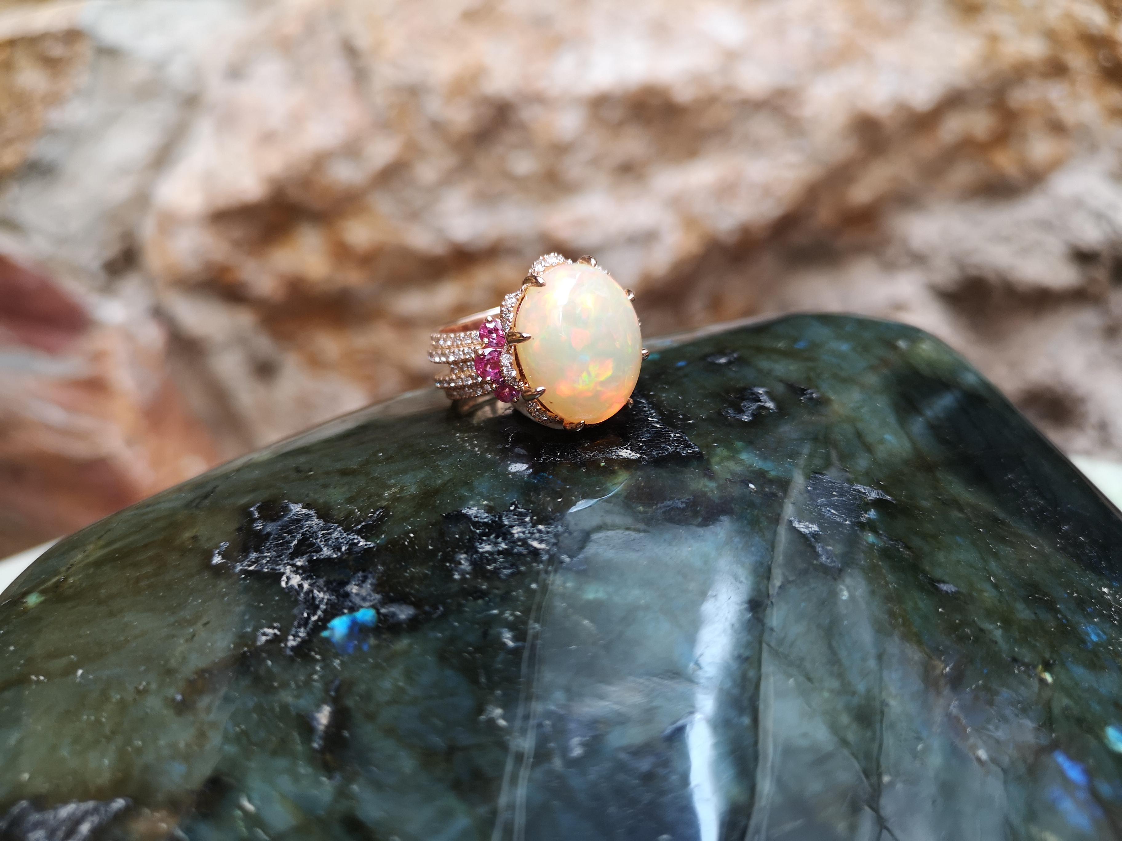 Ring mit Opal mit rosa Saphir und braunem Diamant in 18 Karat Roségoldfassung im Angebot 1
