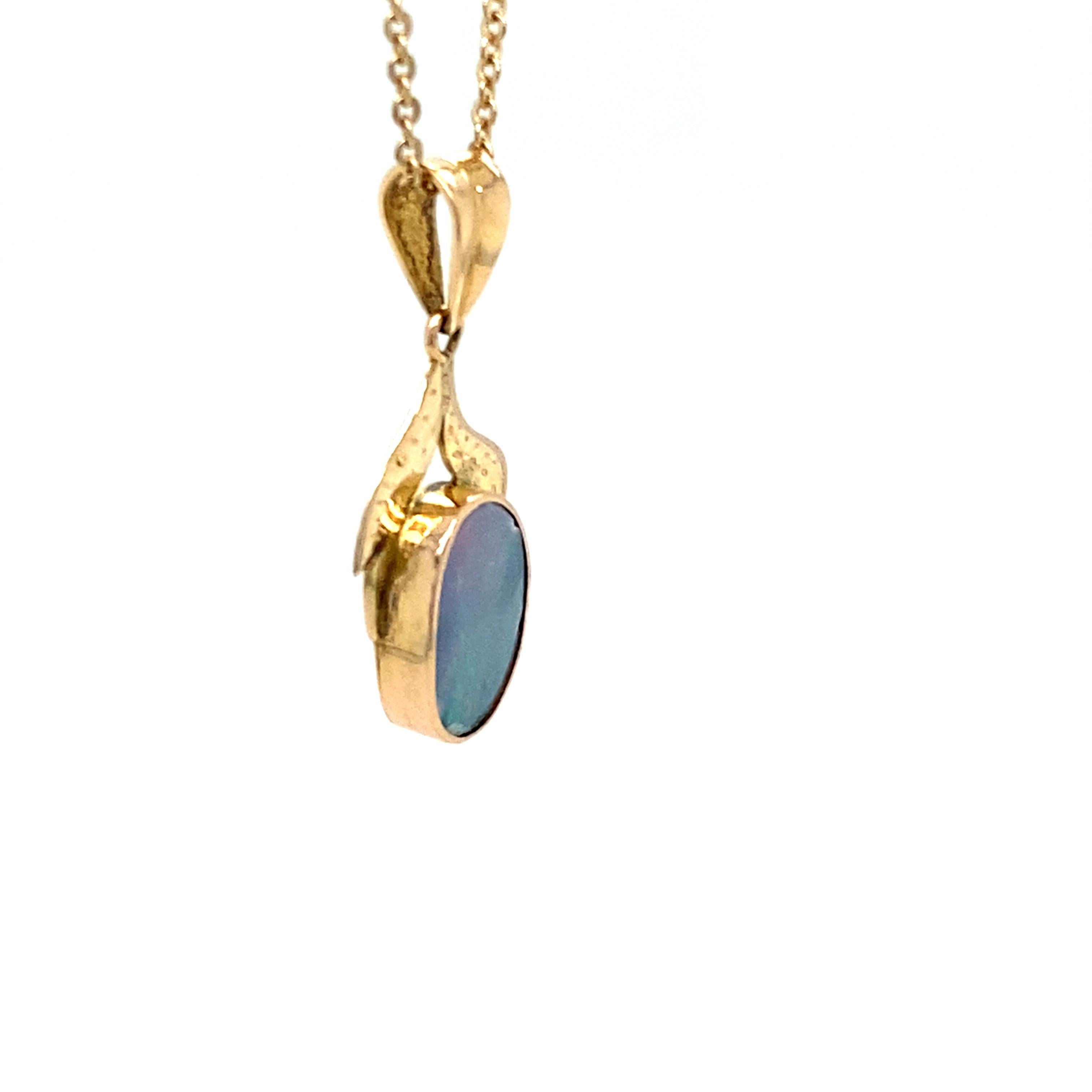 Collier pendentif en or jaune opale en vente 6
