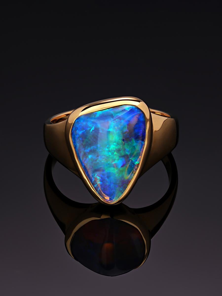 18K yellow gold ring with Natural Opal Crystal Pipe 
opal origin - Australia 
opal measurements - 0.2 х 0.39 х 0.55 in / 5 х 10 х 14 mm
stone weight - 3.5 carats
ring weight - 5.76 grams
ring size - 6.5 US (this ring may be resized, please contact