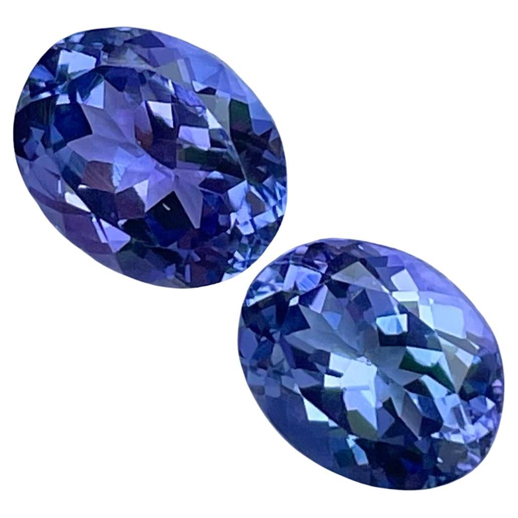 Opalescent Blue Tanzanite Stone Pair 4.25 carats Oval Shaped Tanzanian Gemstone For Sale