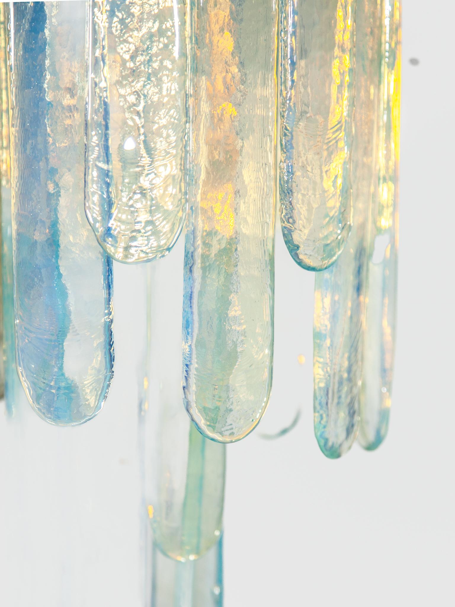 Lustre en verre opalescent conçu par Carlo Nason pour Mazzega, années 1960 en vente 4