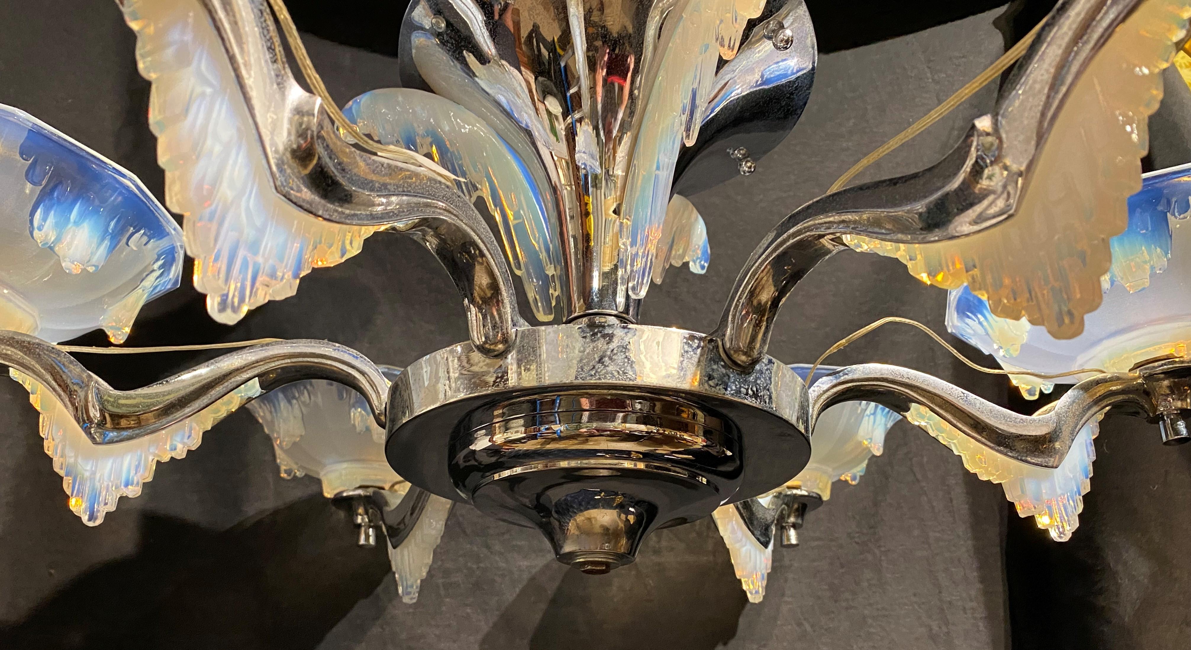  Opalescent Icicle Art Deco Chandelier In the Manner of Petitot & Ezan For Sale 1