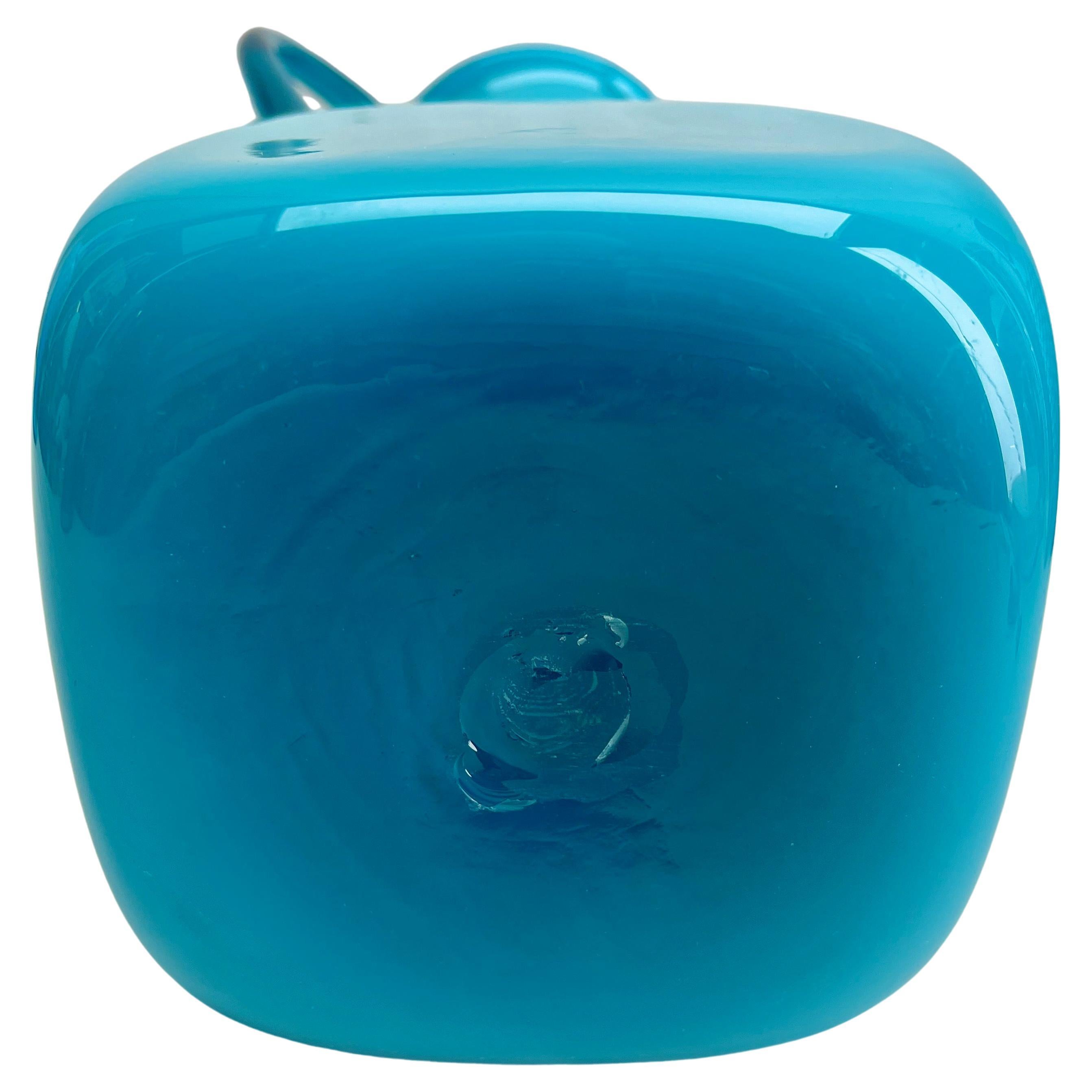 Vetro di Murano Vaso italiano opalescente con 2 manici Opaline da Firenze 1950s in vendita