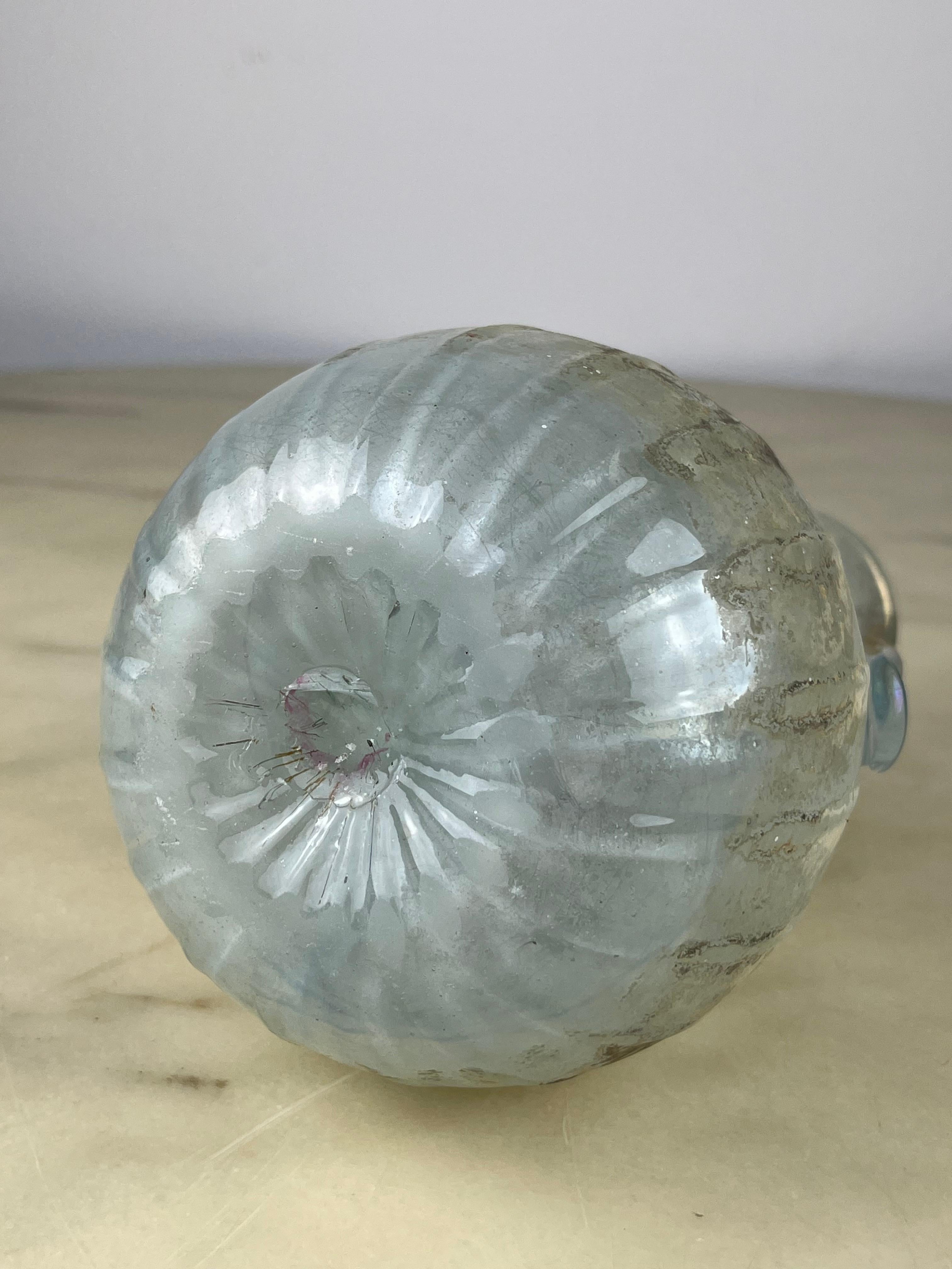Mid-Century Opalescent Murano Glass Amphora attributed to Archimede Seguso 1940s For Sale 2
