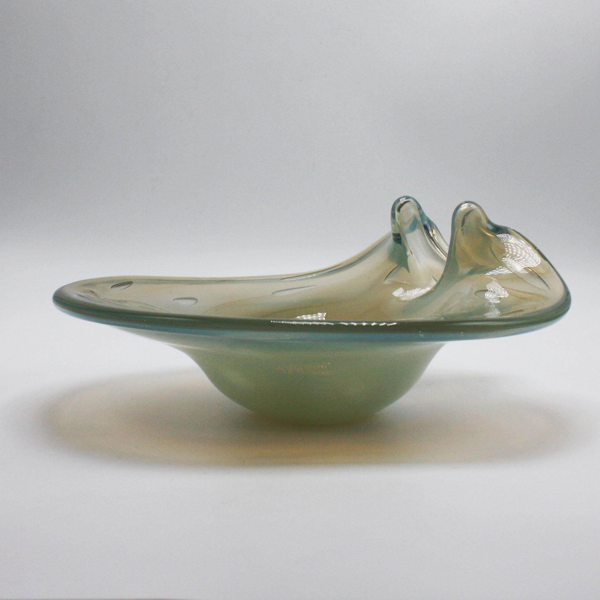 French Opalescent Murano Glass Bowl with Bubble Inclusions, circa 1960