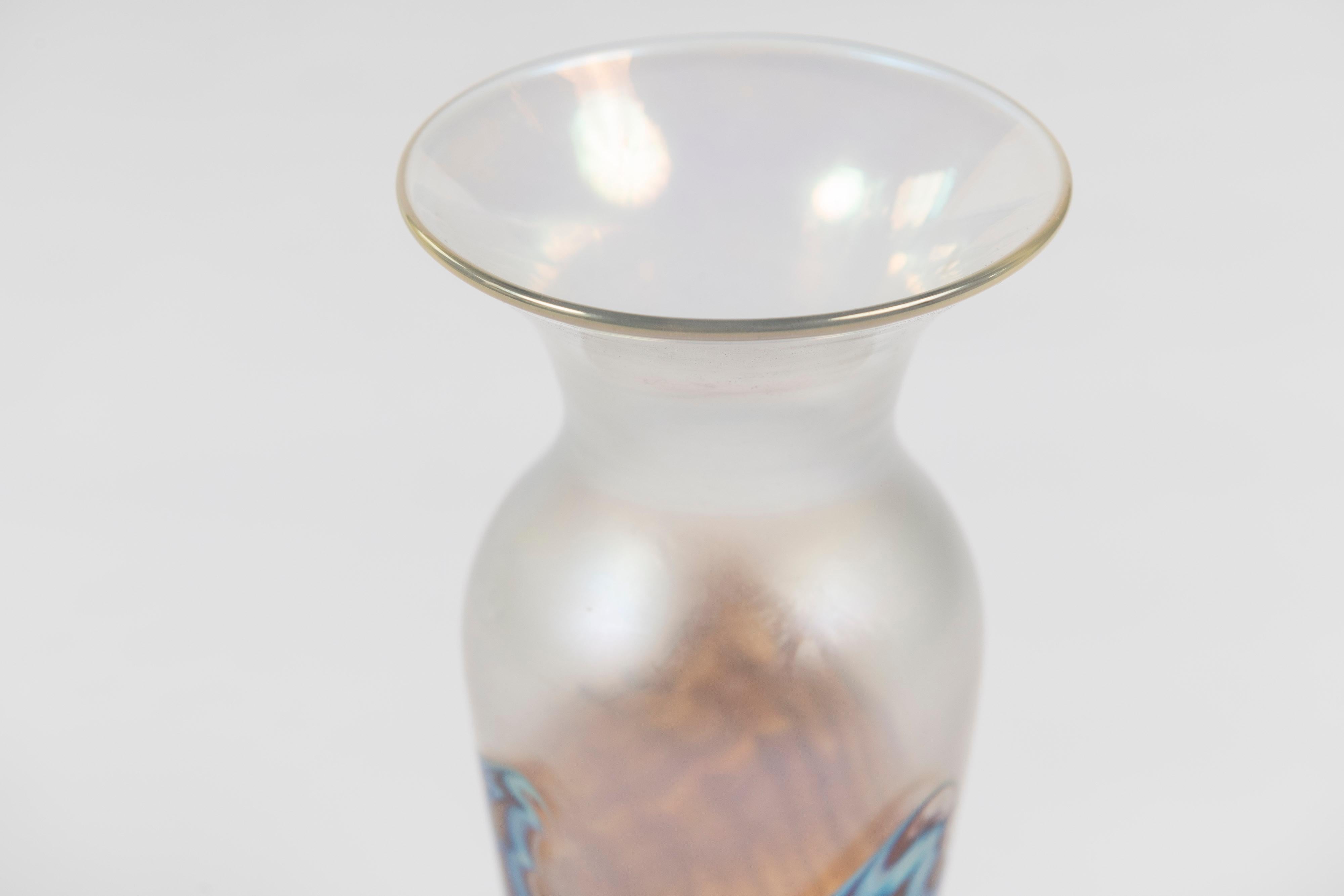 American Opalescent Wave Pattern Art Glass Vase, Lundberg Studios of California, Signed For Sale