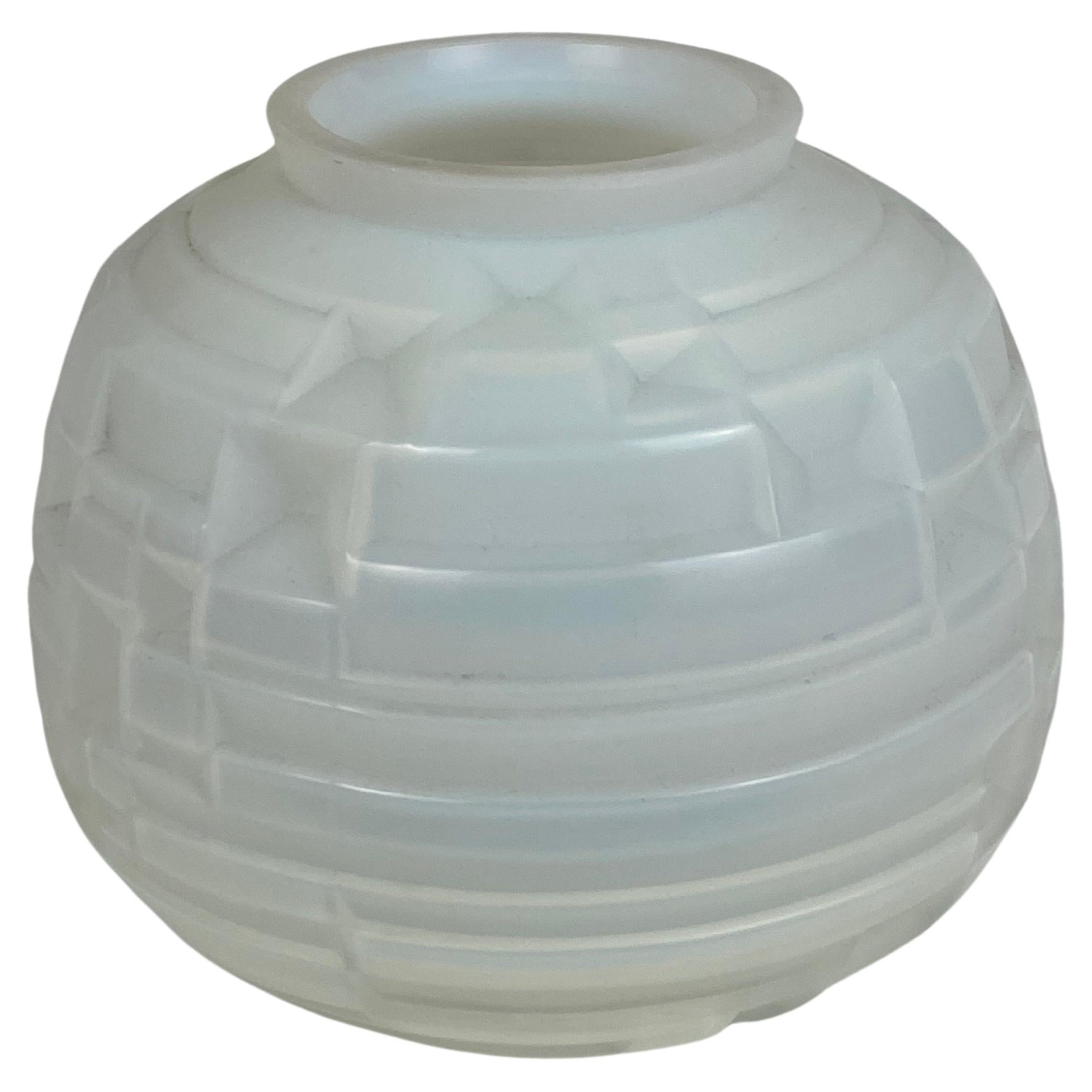 Art Deco Opalescent White Glass Vase by André Hunebelle For Sale