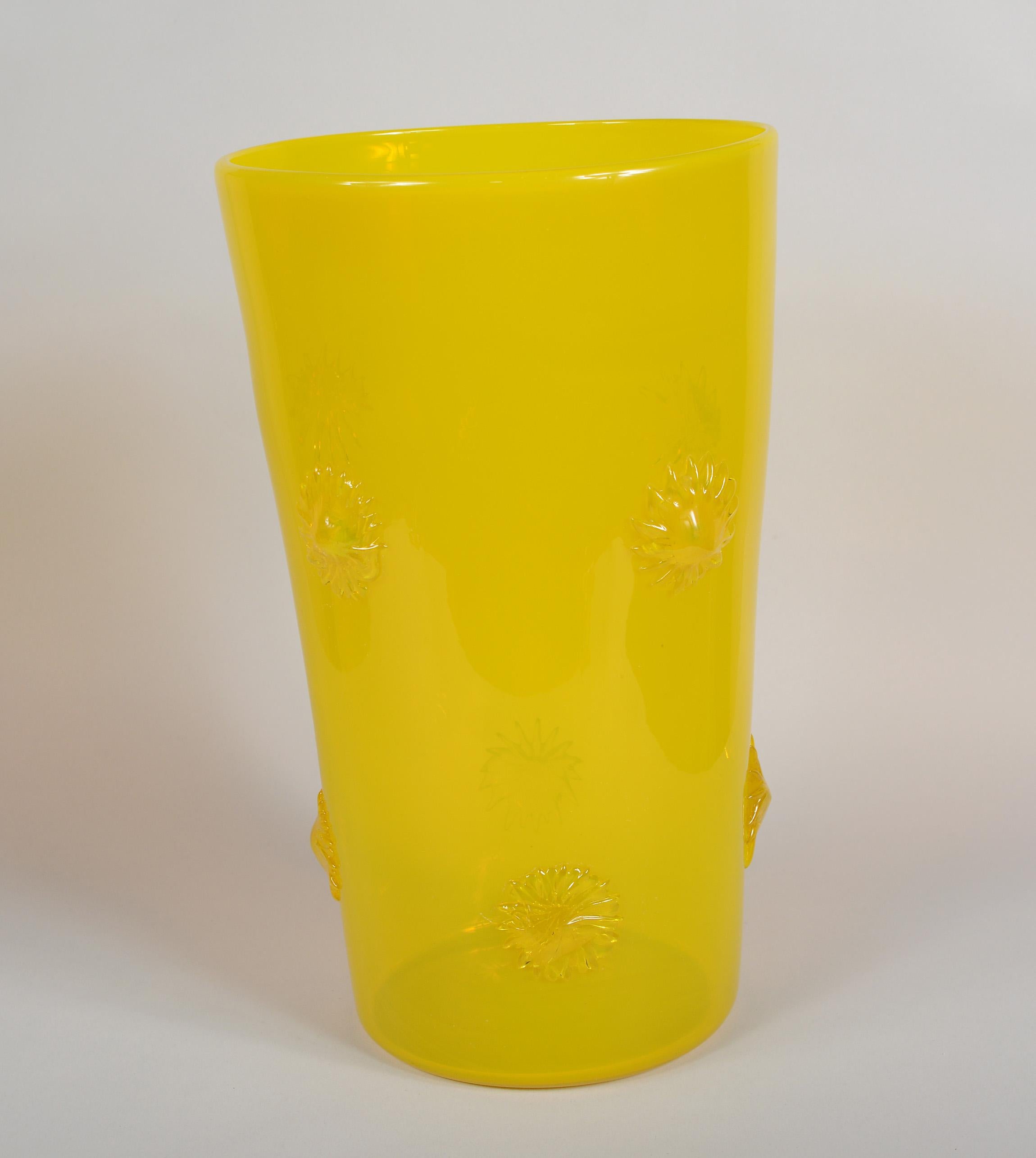 Opalescent Yellow Empoli Italian Vase with Applied Starbursts In Good Condition In San Mateo, CA