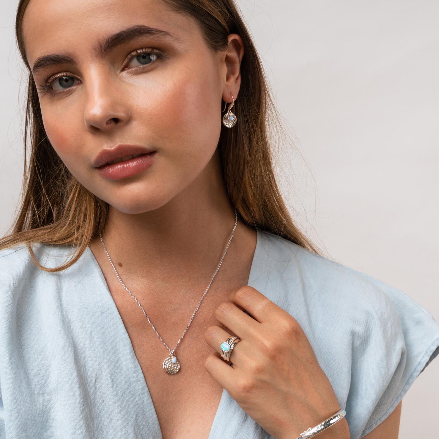 in vendita:  Anelli impilati Twinkle Opalicious in argento 925 3