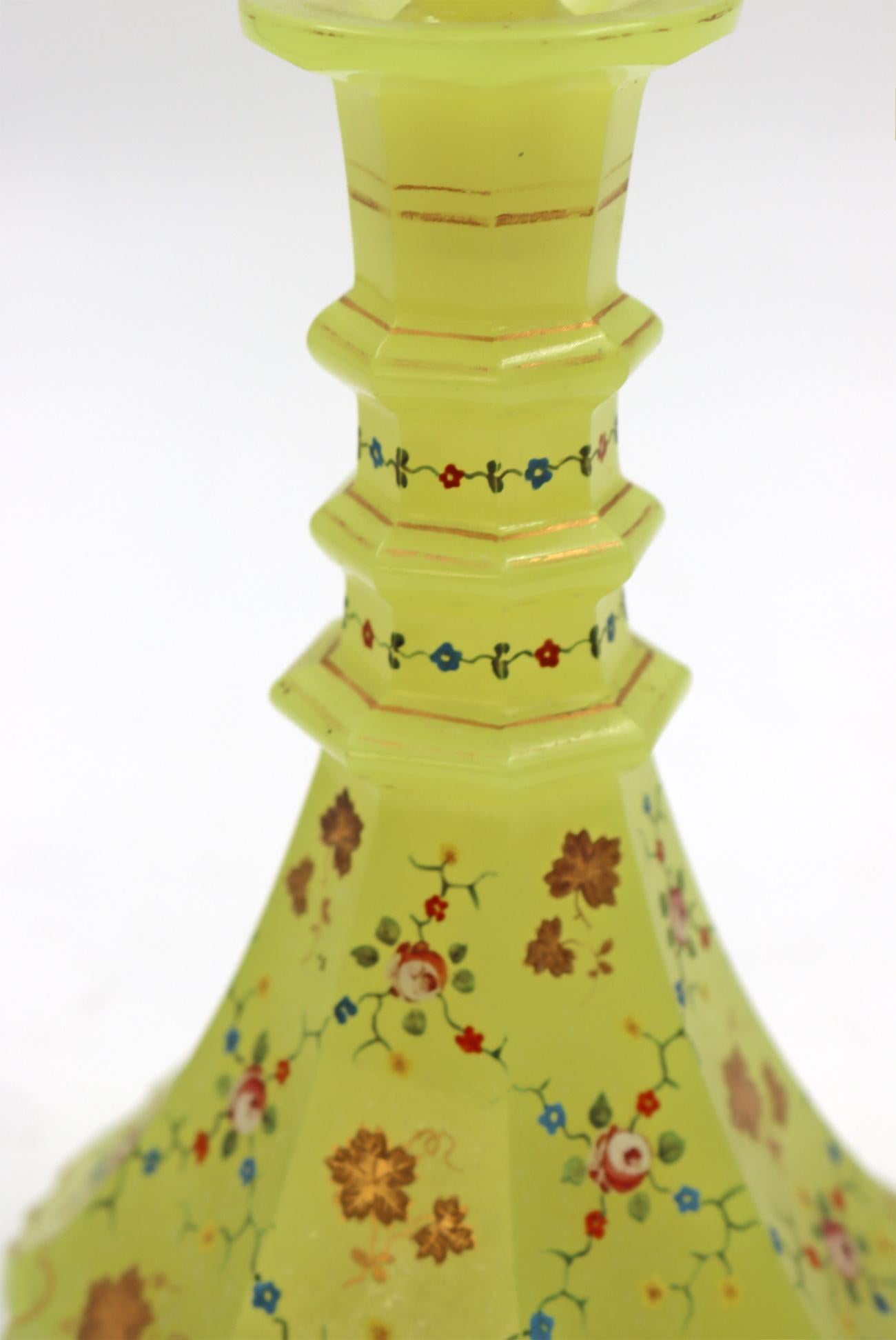 Opaline and enamel perfume bottle, early 19th century, 1820 - 1840. 
Measures: H: 21 cm, D: 12 cm.