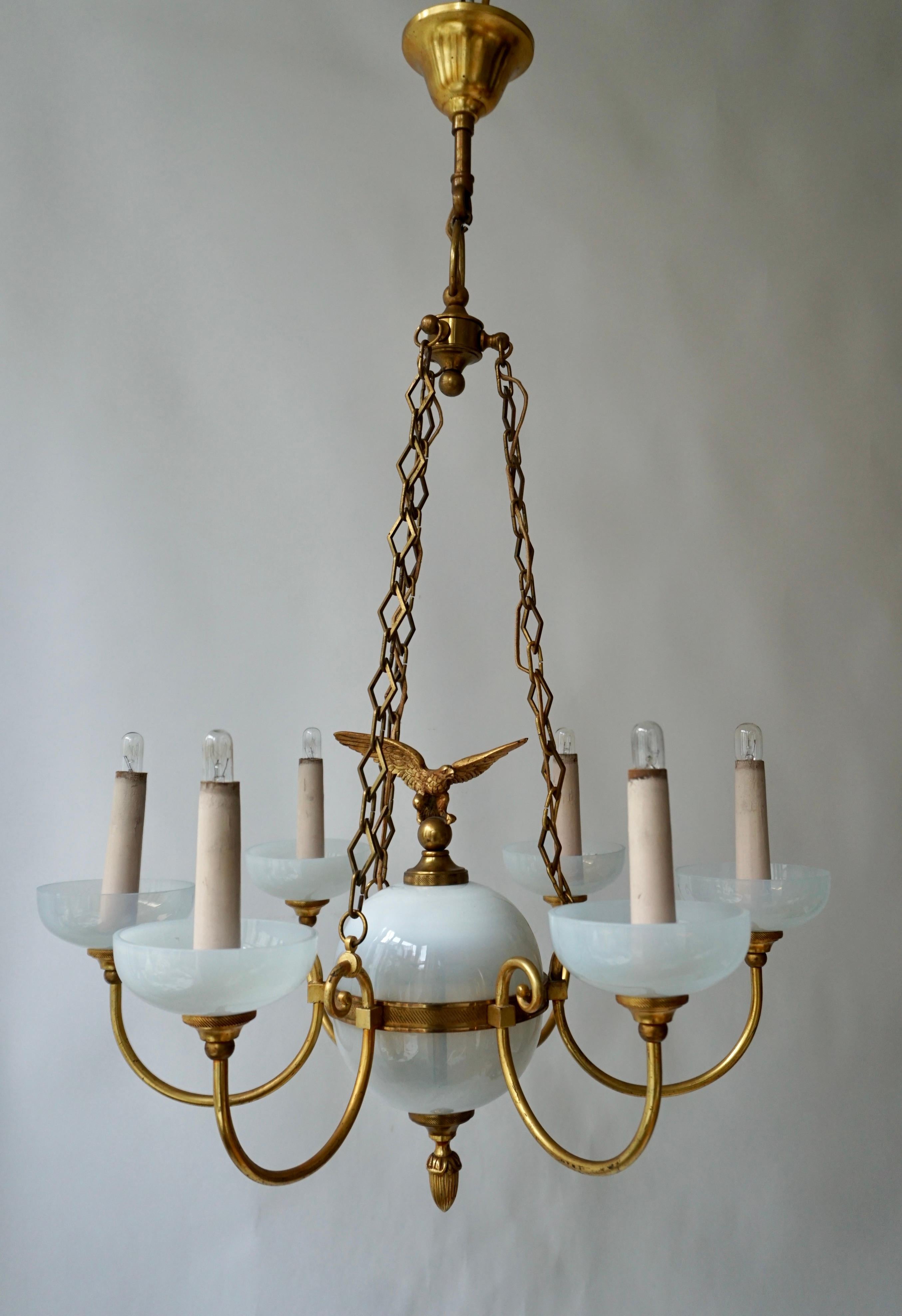 Opaline Chandelier with Central Sphere Decorated with an Eagle. In Good Condition For Sale In Antwerp, BE