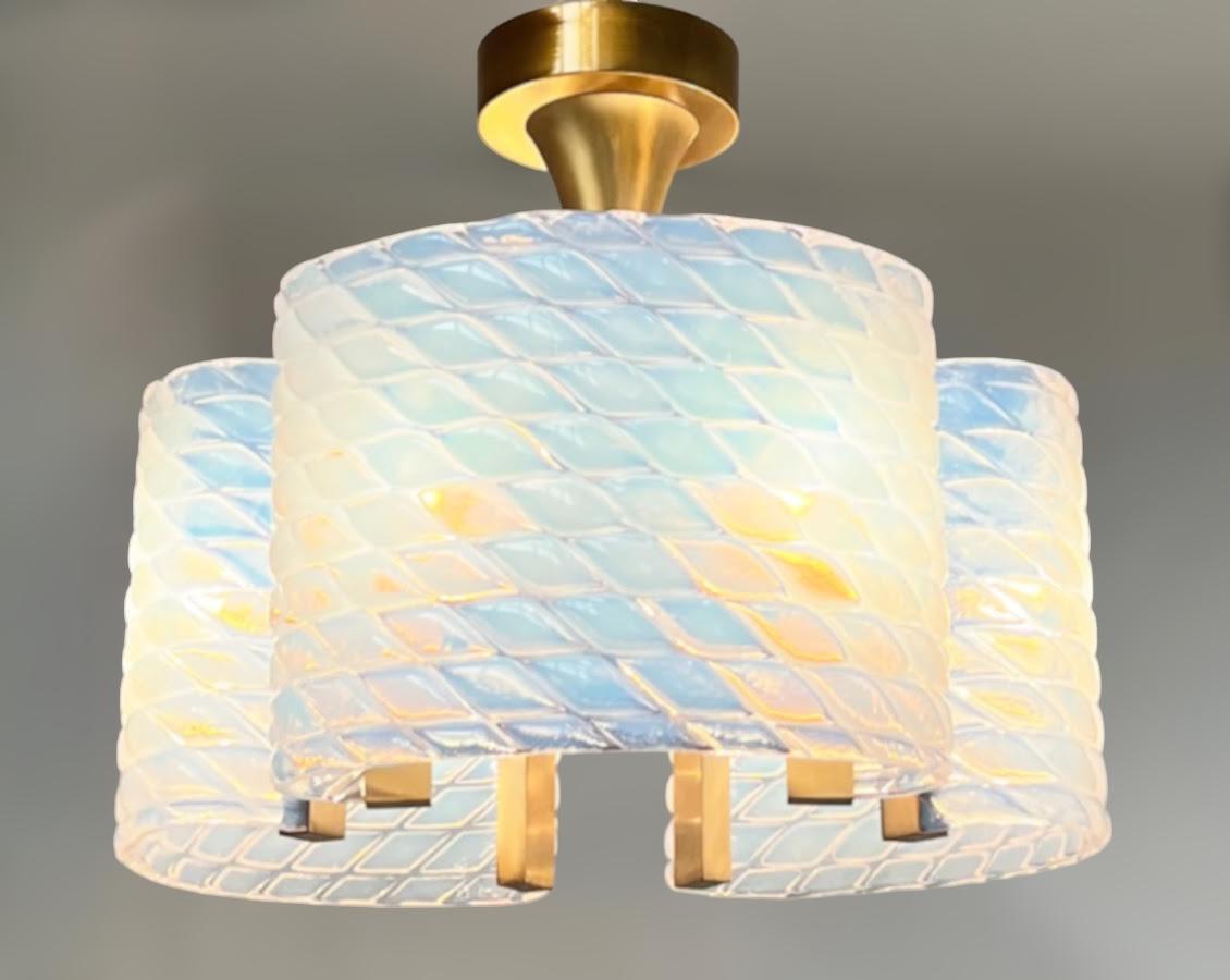 Lampadario Opaline Diamante di Fabio Ltd in vendita 1