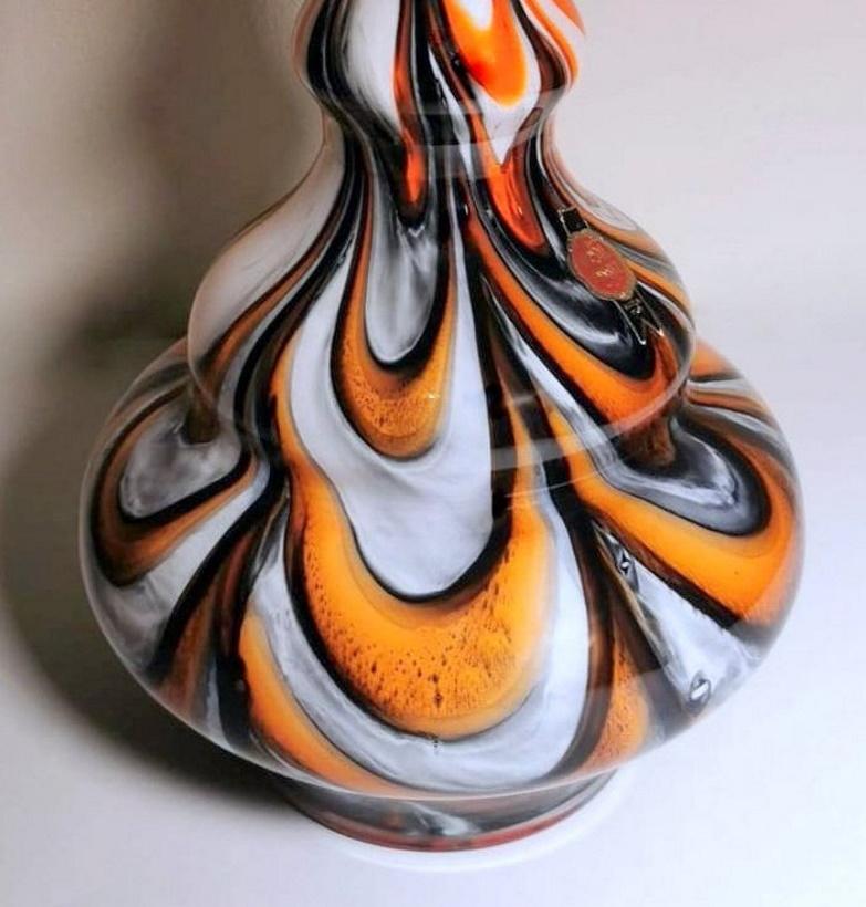 Große italienische mehrfarbige Opalvase Vetreria Barbieri Empoli, Florence VB, Opal, Opal im Angebot 1