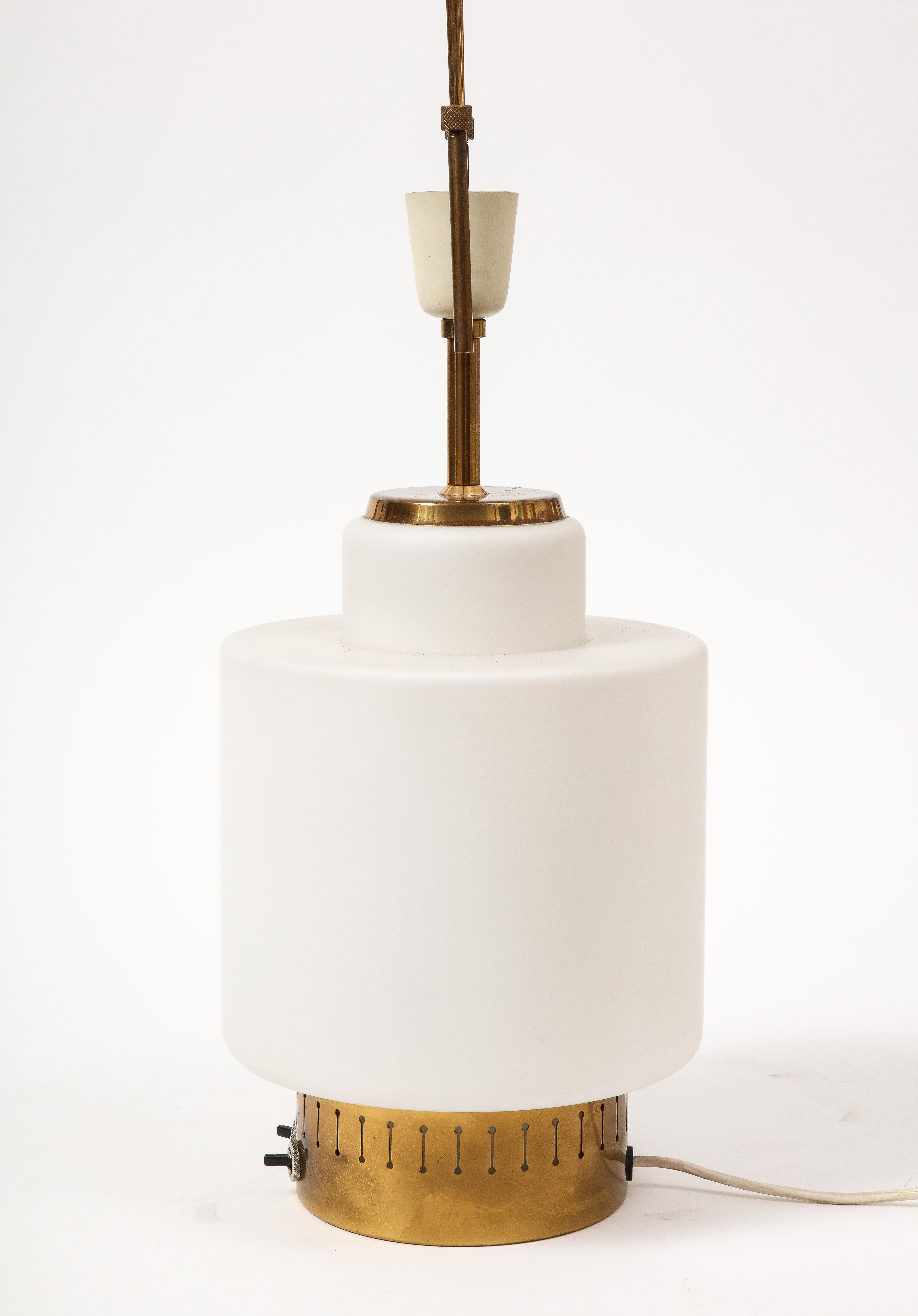 Mid-20th Century Opaline Glass and Brass Modernist Table Lamp by Stilnovo, Italy, c. 1950 For Sale