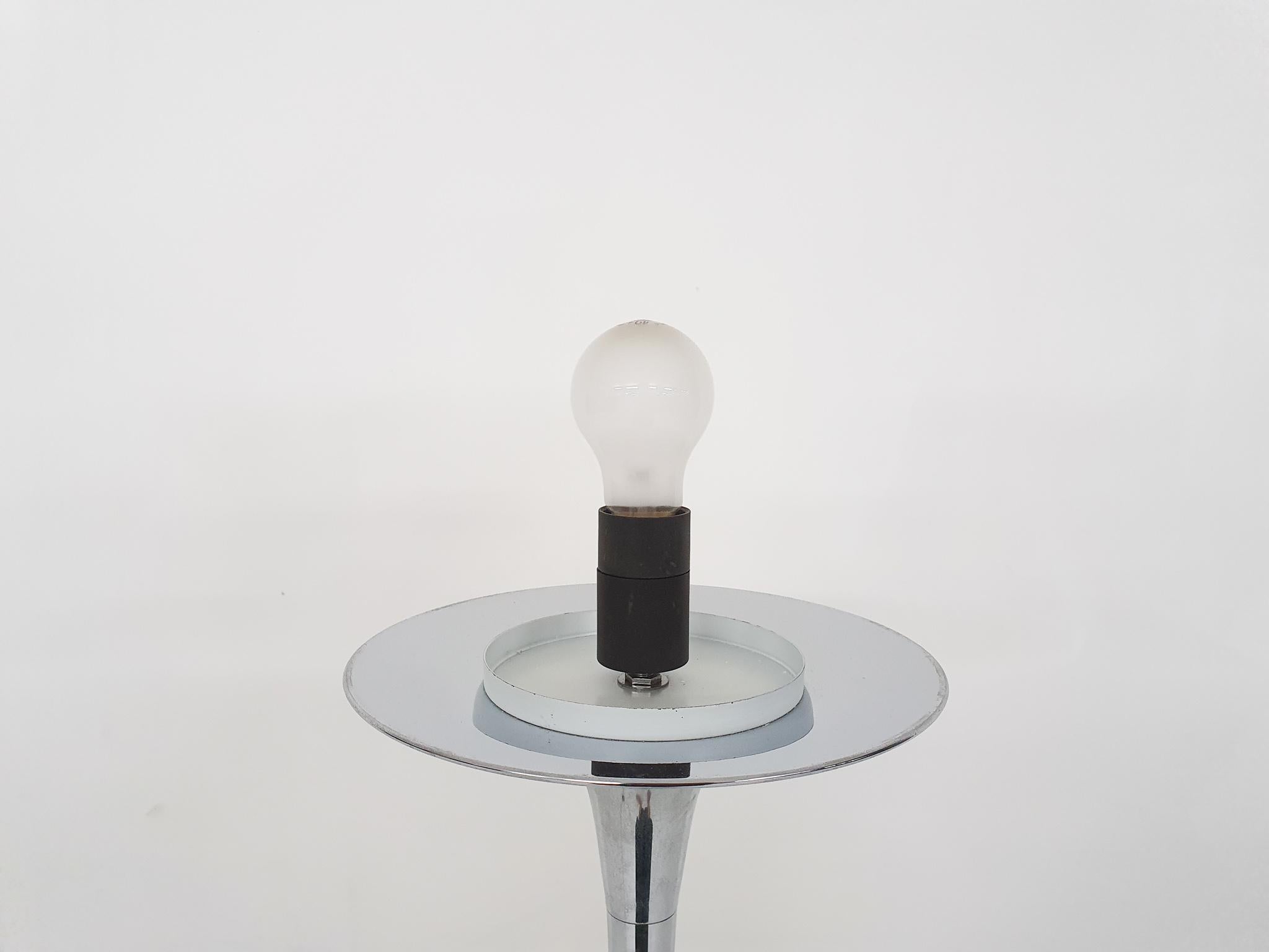 Stehlampe aus Opalglas und Chrom von Goffredo Reggiani, Italien 1960er Jahre im Angebot 6